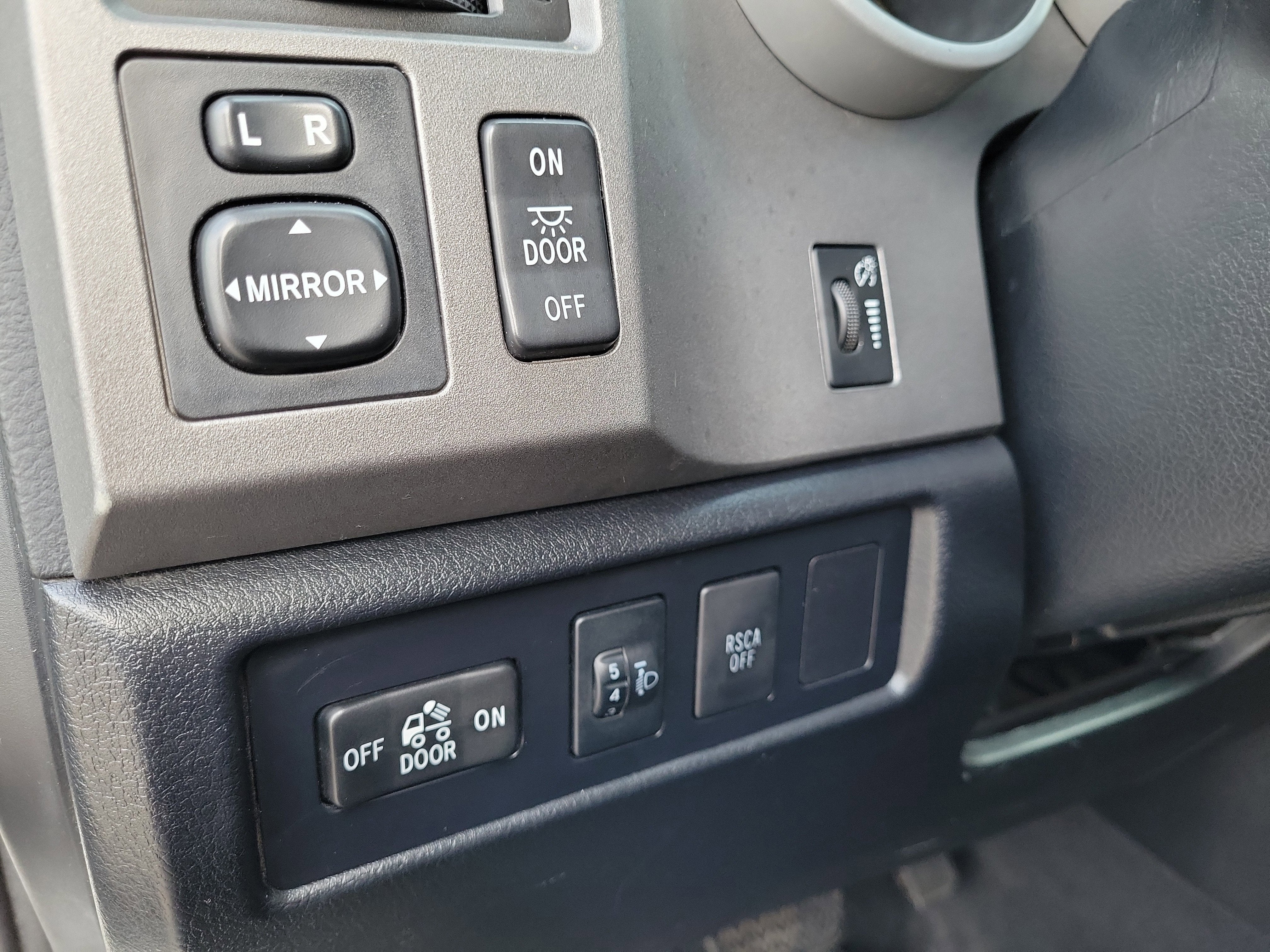 2012 Toyota Tundra 4WD Truck Grade