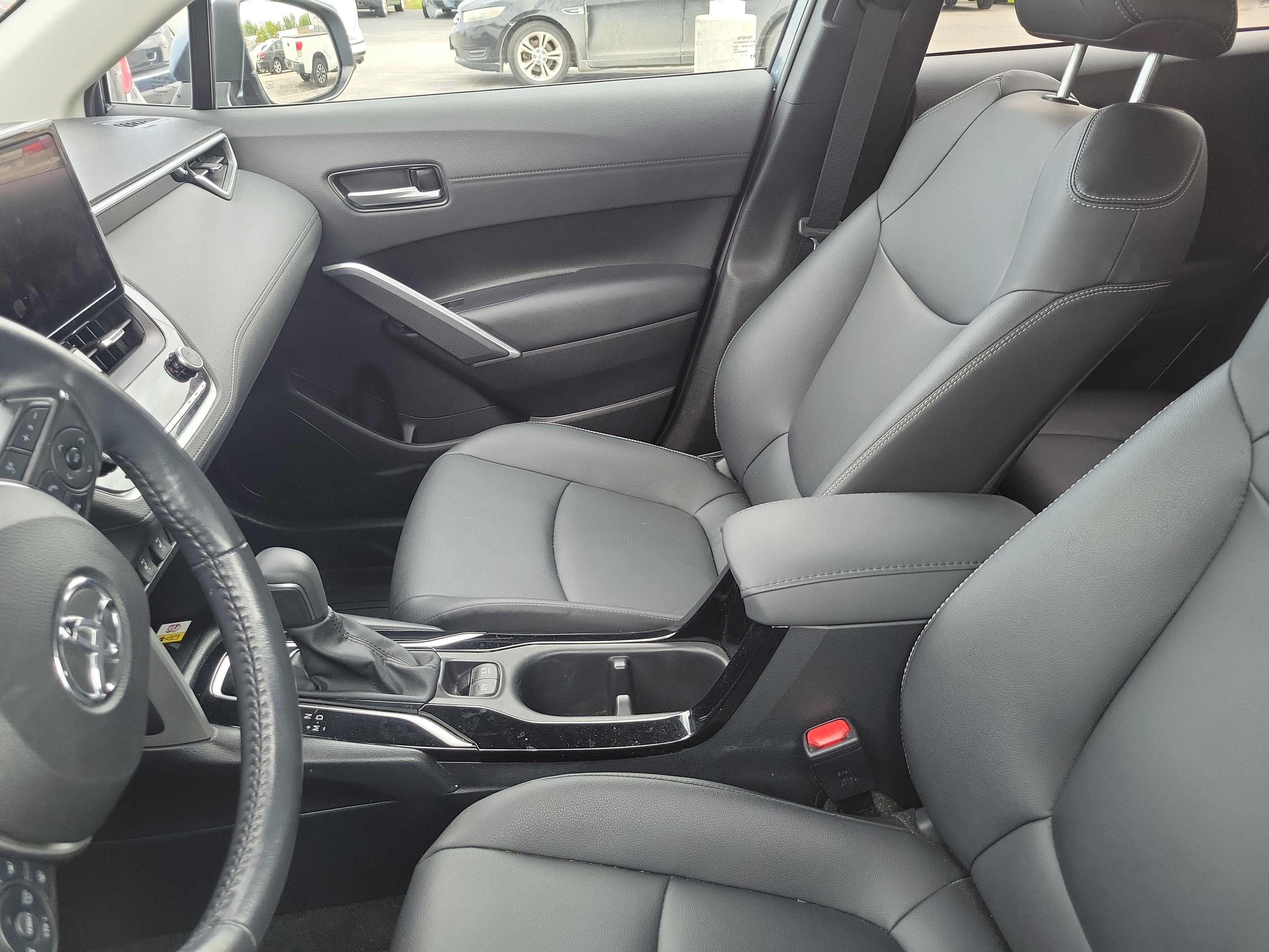 2023 Toyota Corolla Cross XLE