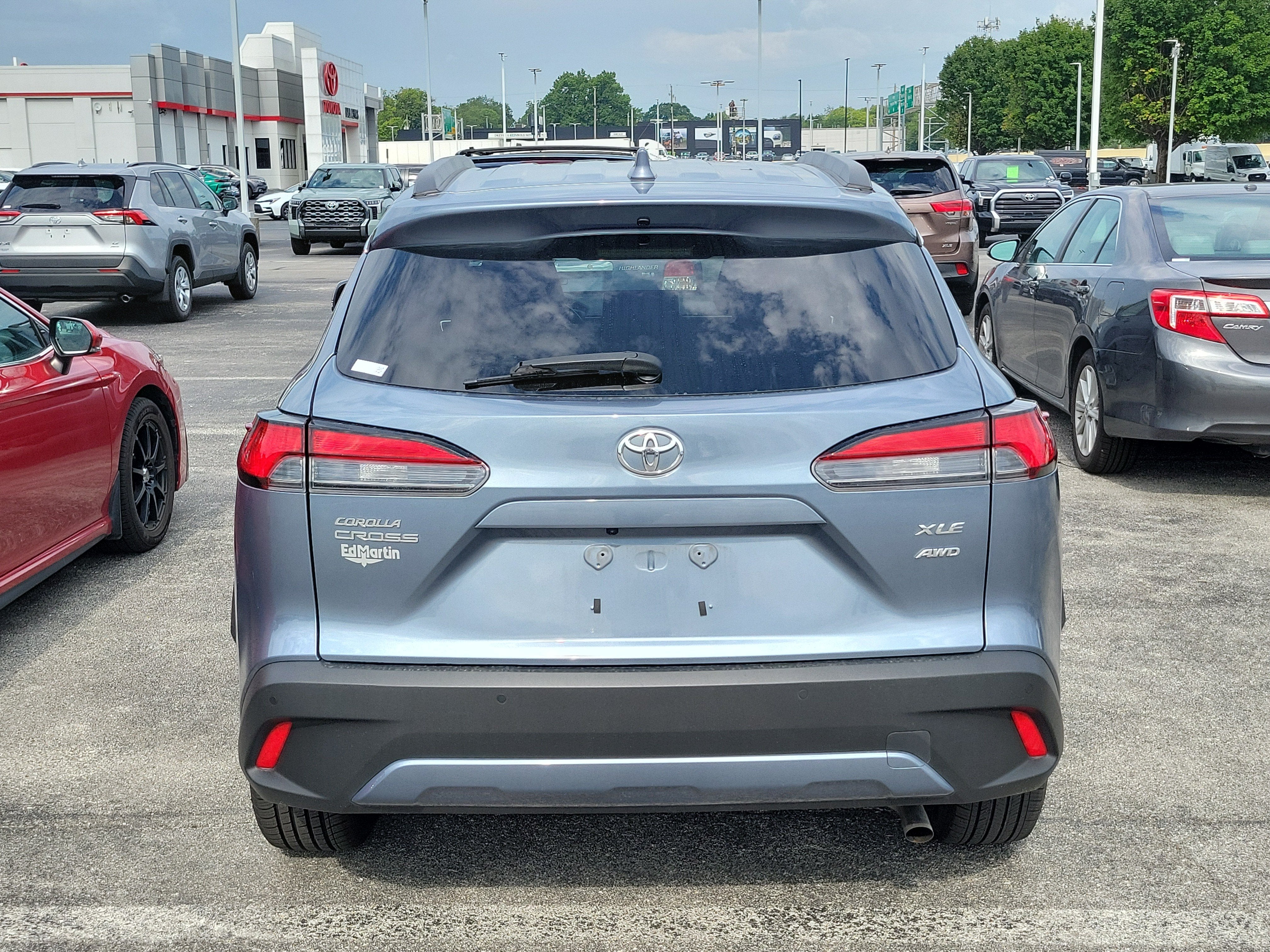 2023 Toyota Corolla Cross XLE