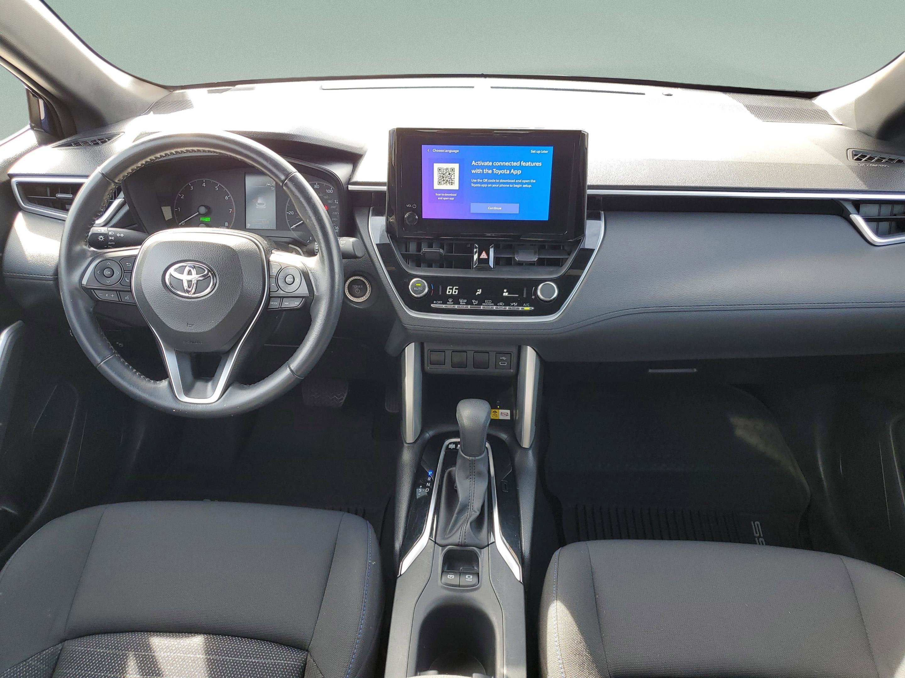 2023 Toyota Corolla Cross Hybrid SE