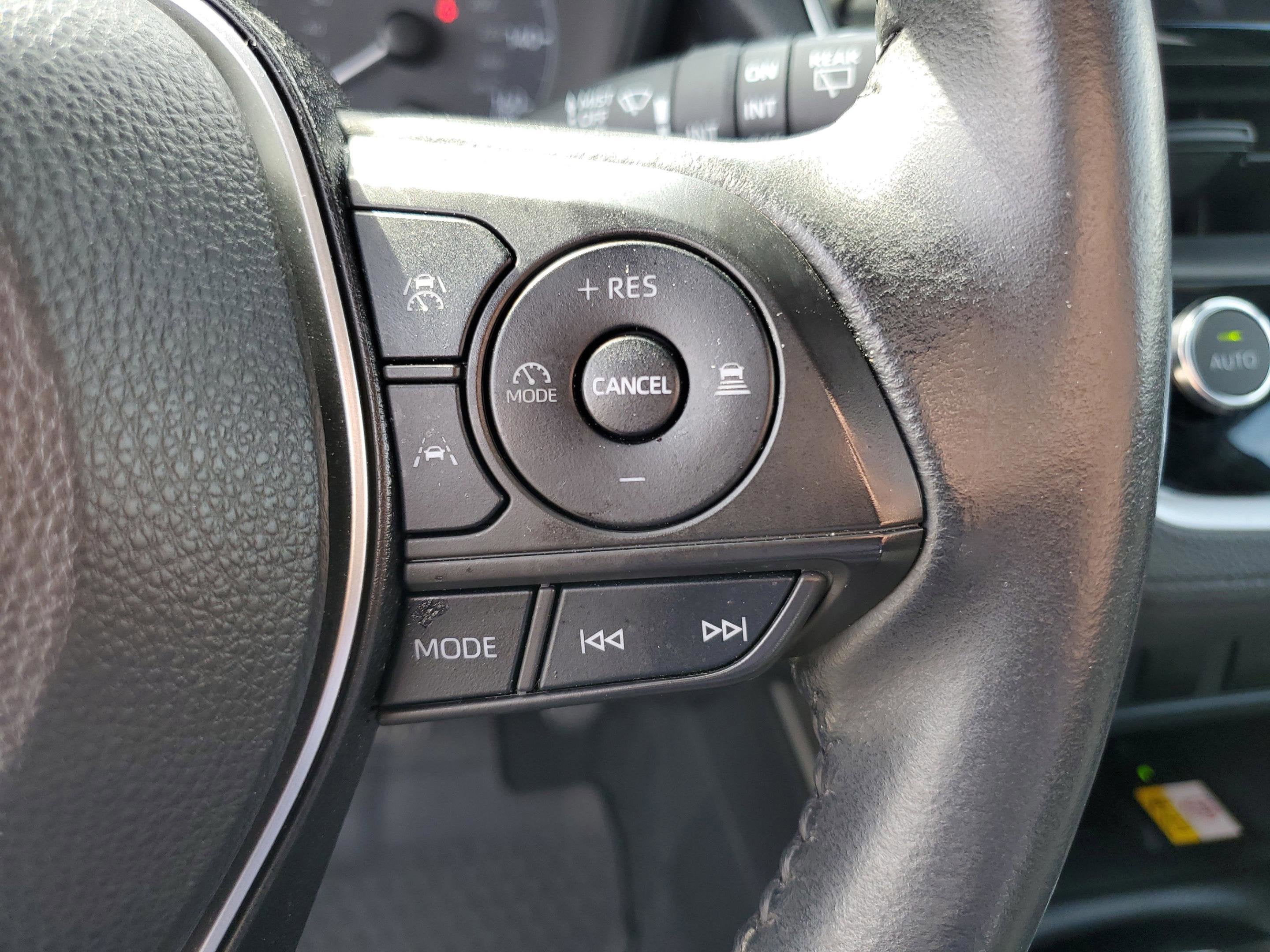 2023 Toyota Corolla Cross Hybrid SE