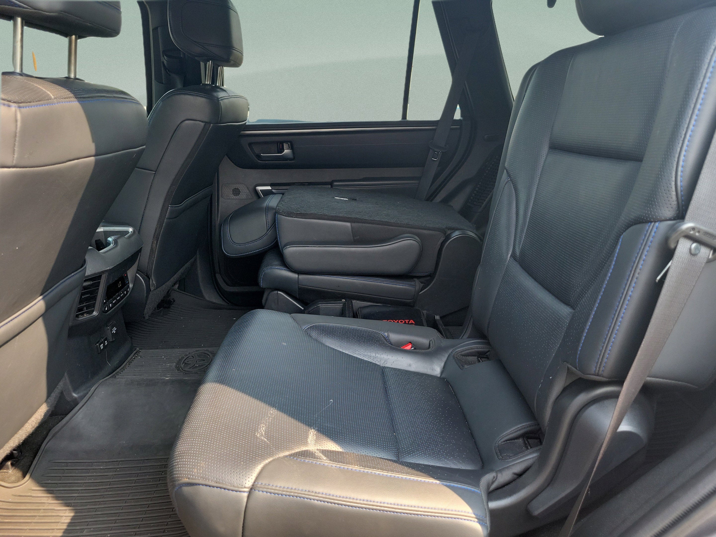 2024 Toyota Sequoia Platinum