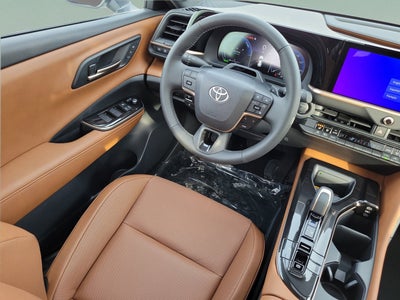 2025 Toyota Crown Signia Limited