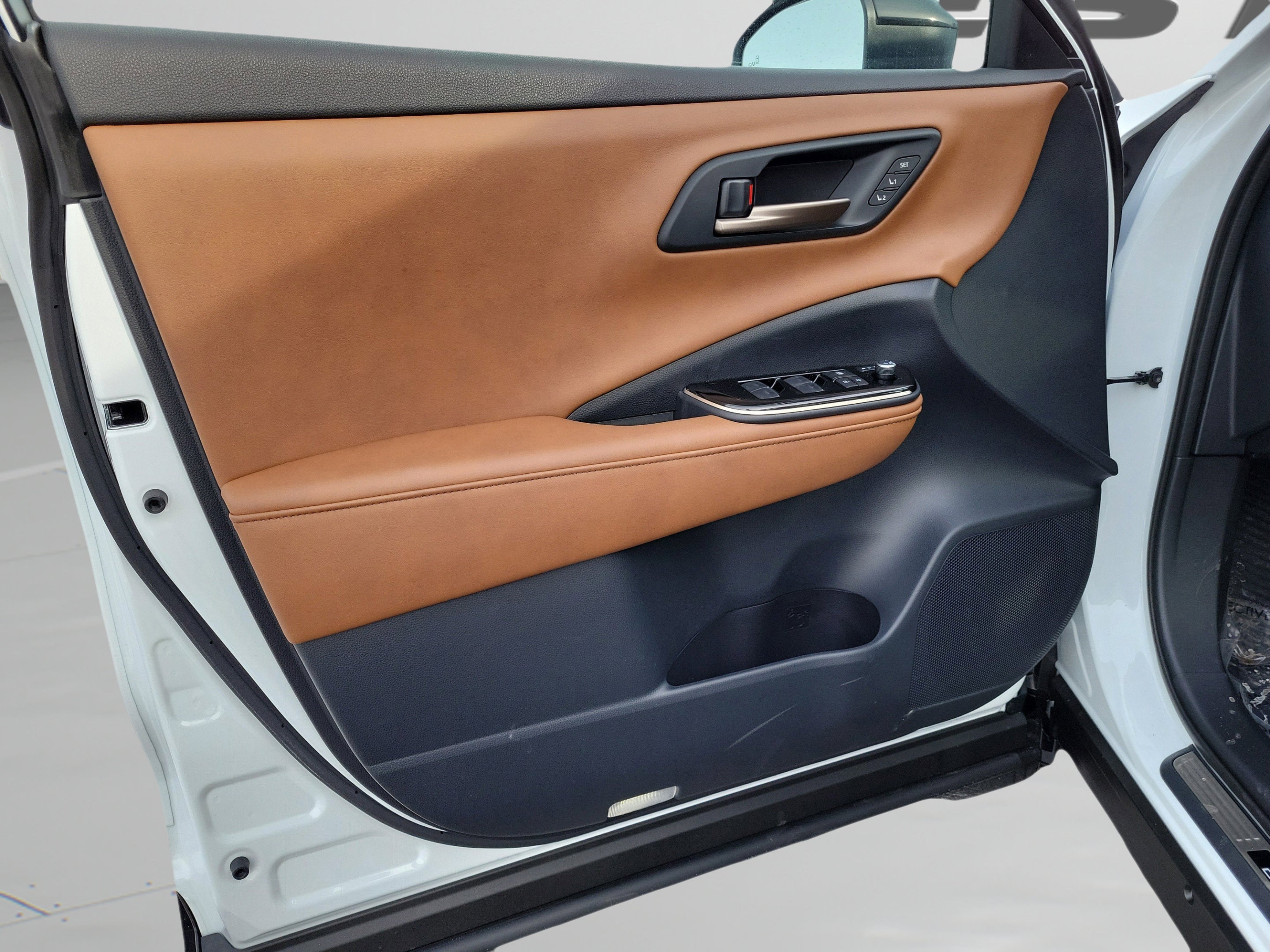 2025 Toyota Crown Signia Limited