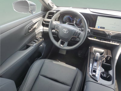 2026 Toyota Crown Platinum