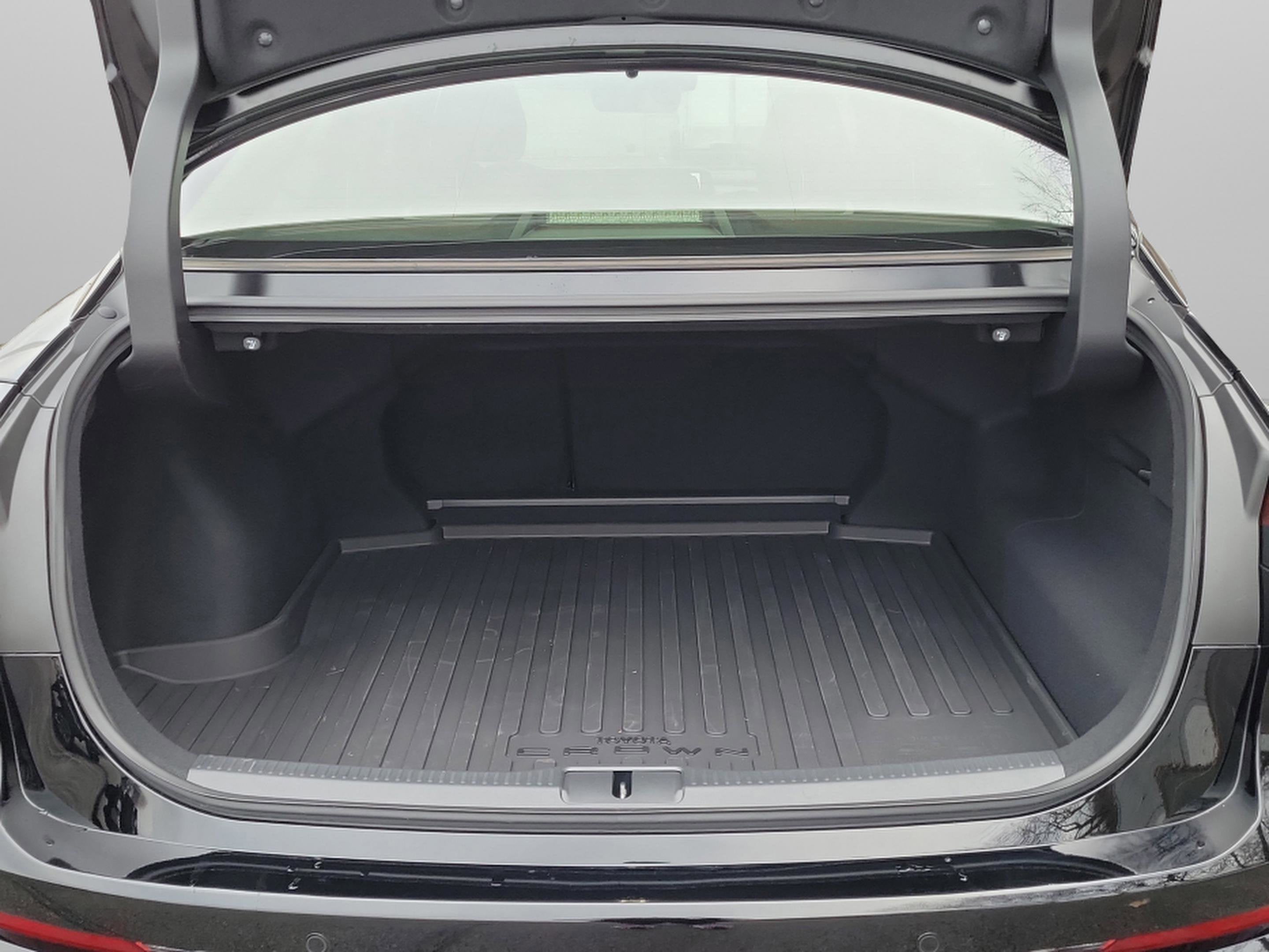 2026 Toyota Crown Platinum