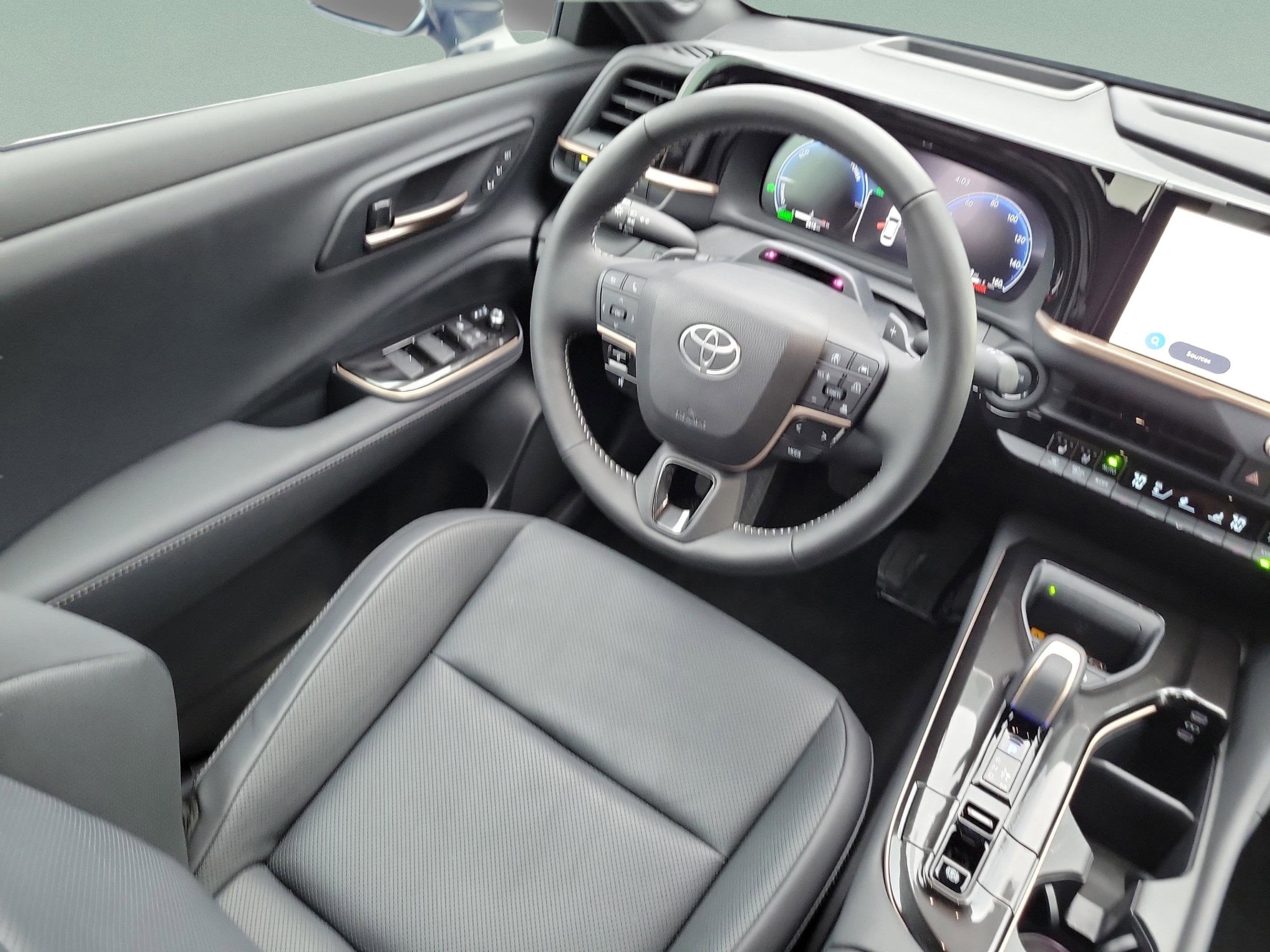 2026 Toyota Crown Platinum