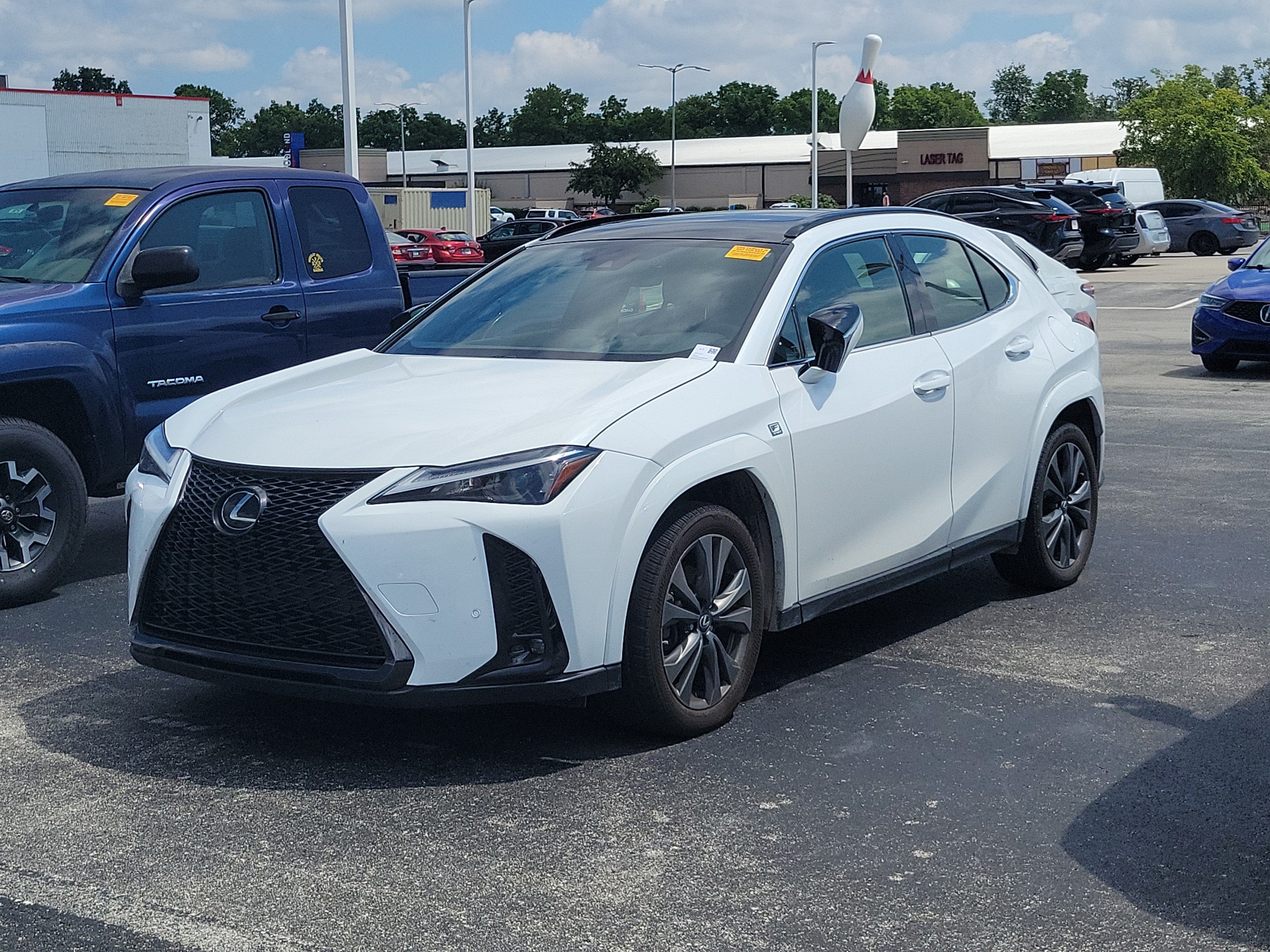 2023 Lexus UX UX 250h F SPORT Handling