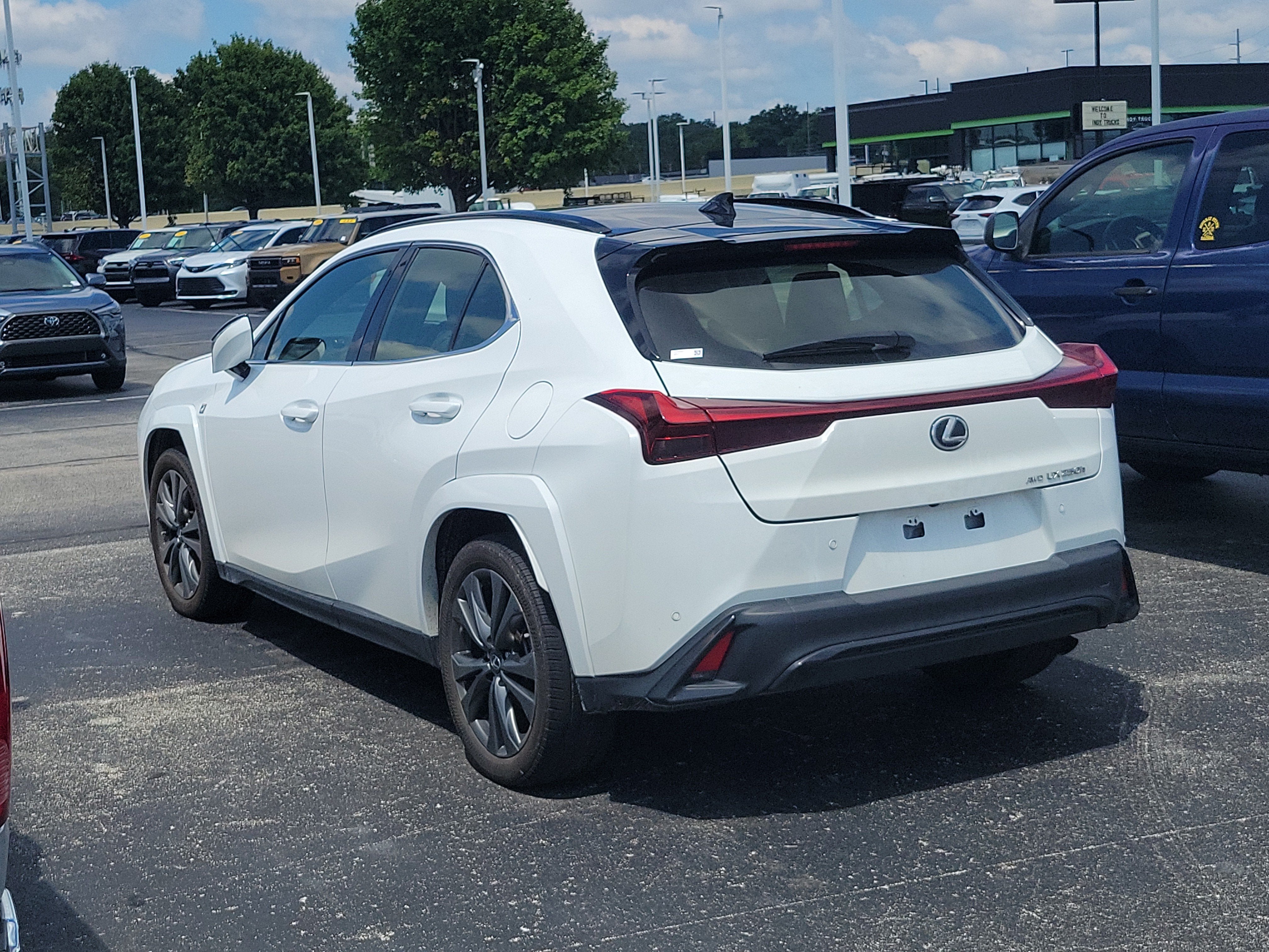 2023 Lexus UX UX 250h F SPORT Handling