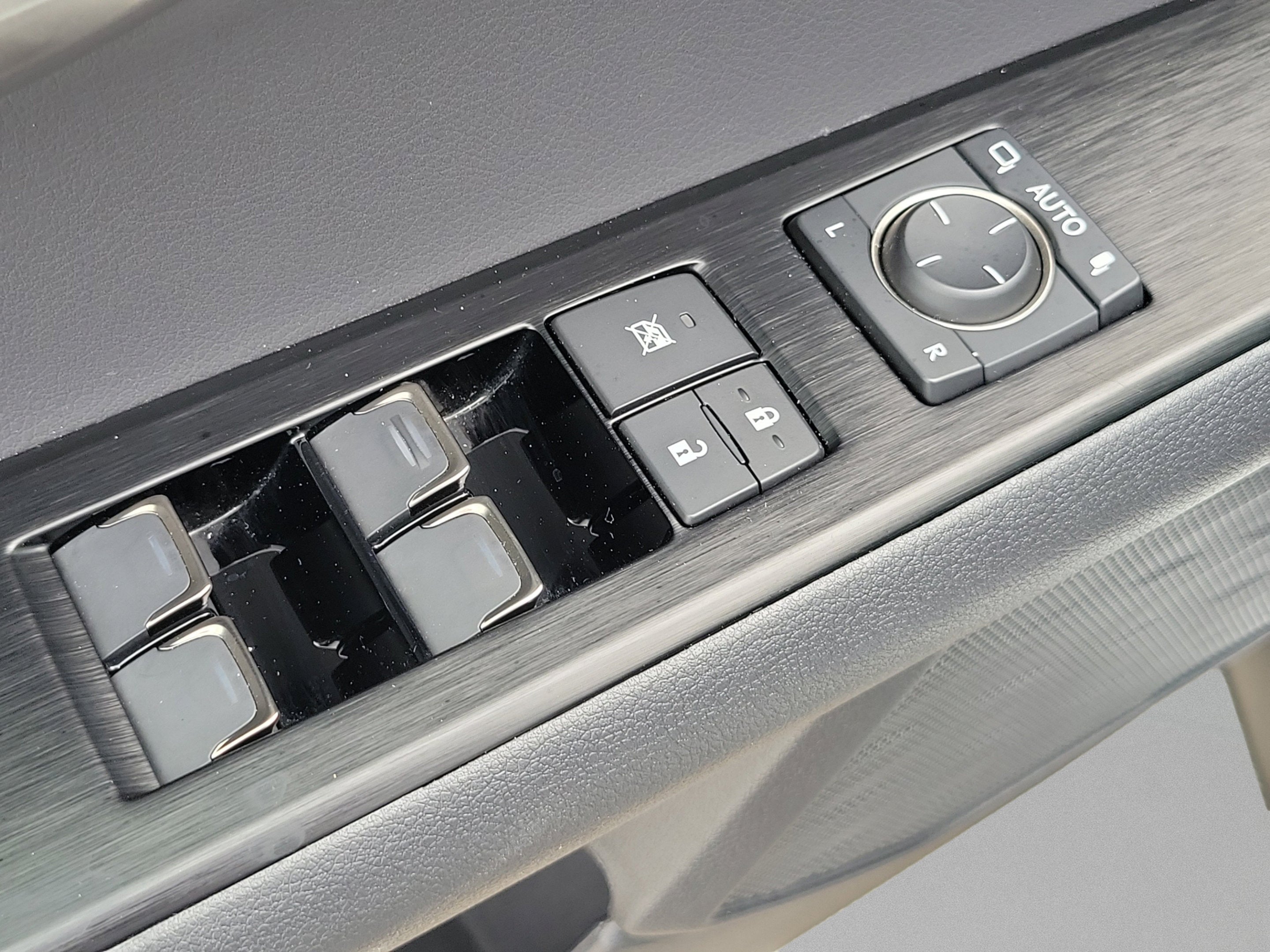 2023 Lexus UX UX 250h F SPORT Handling