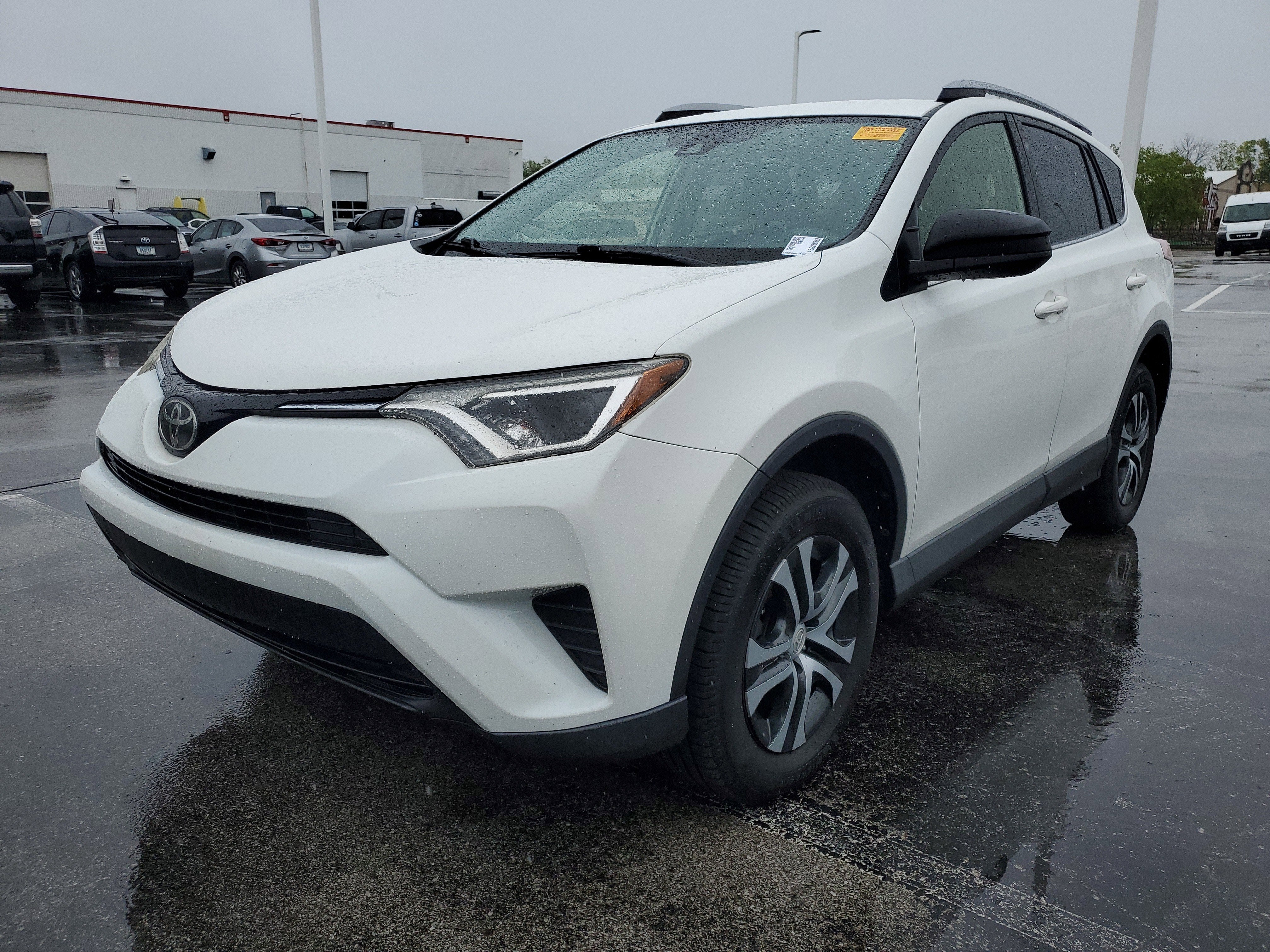 2018 Toyota RAV4 LE
