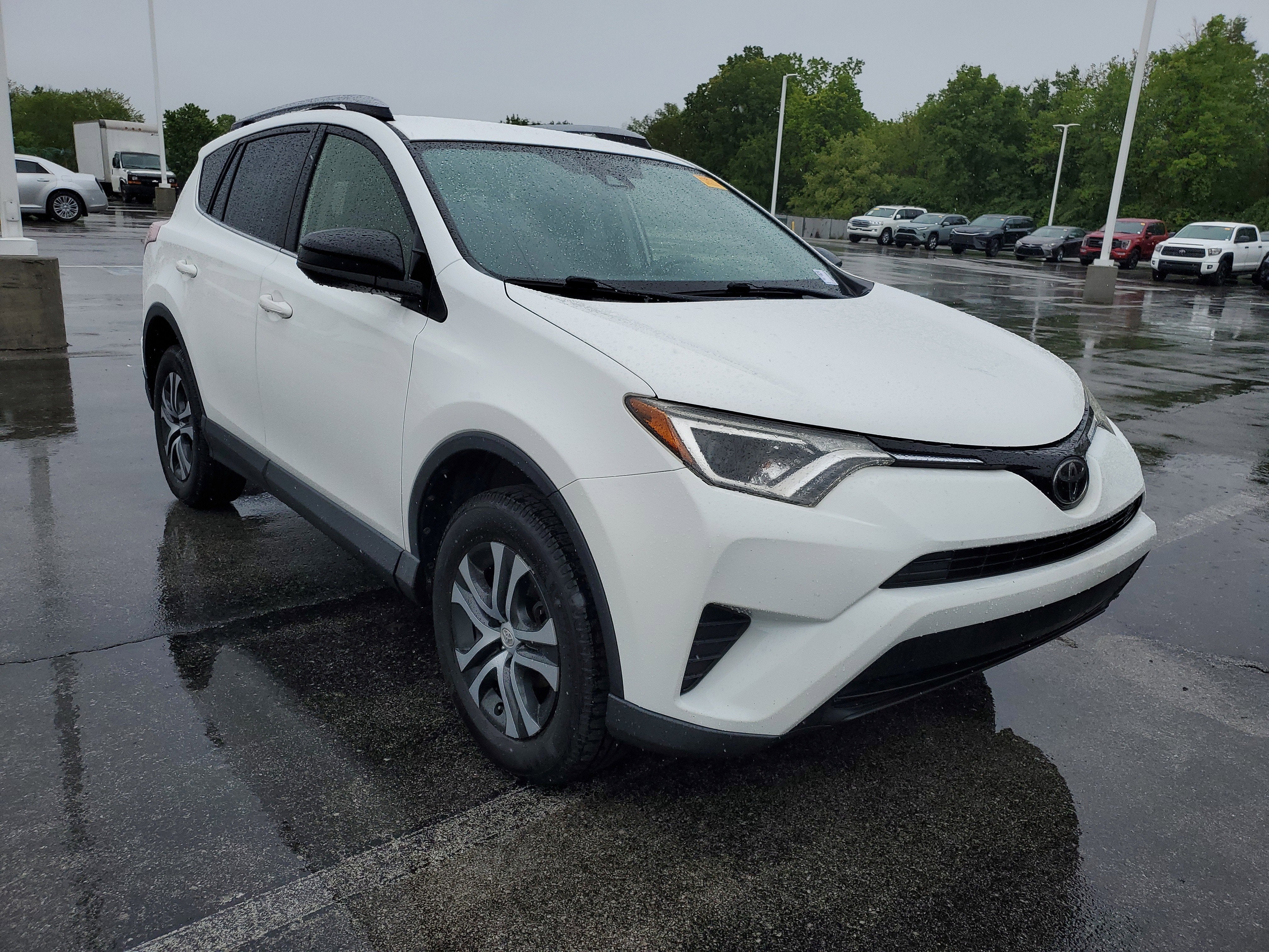 2018 Toyota RAV4 LE