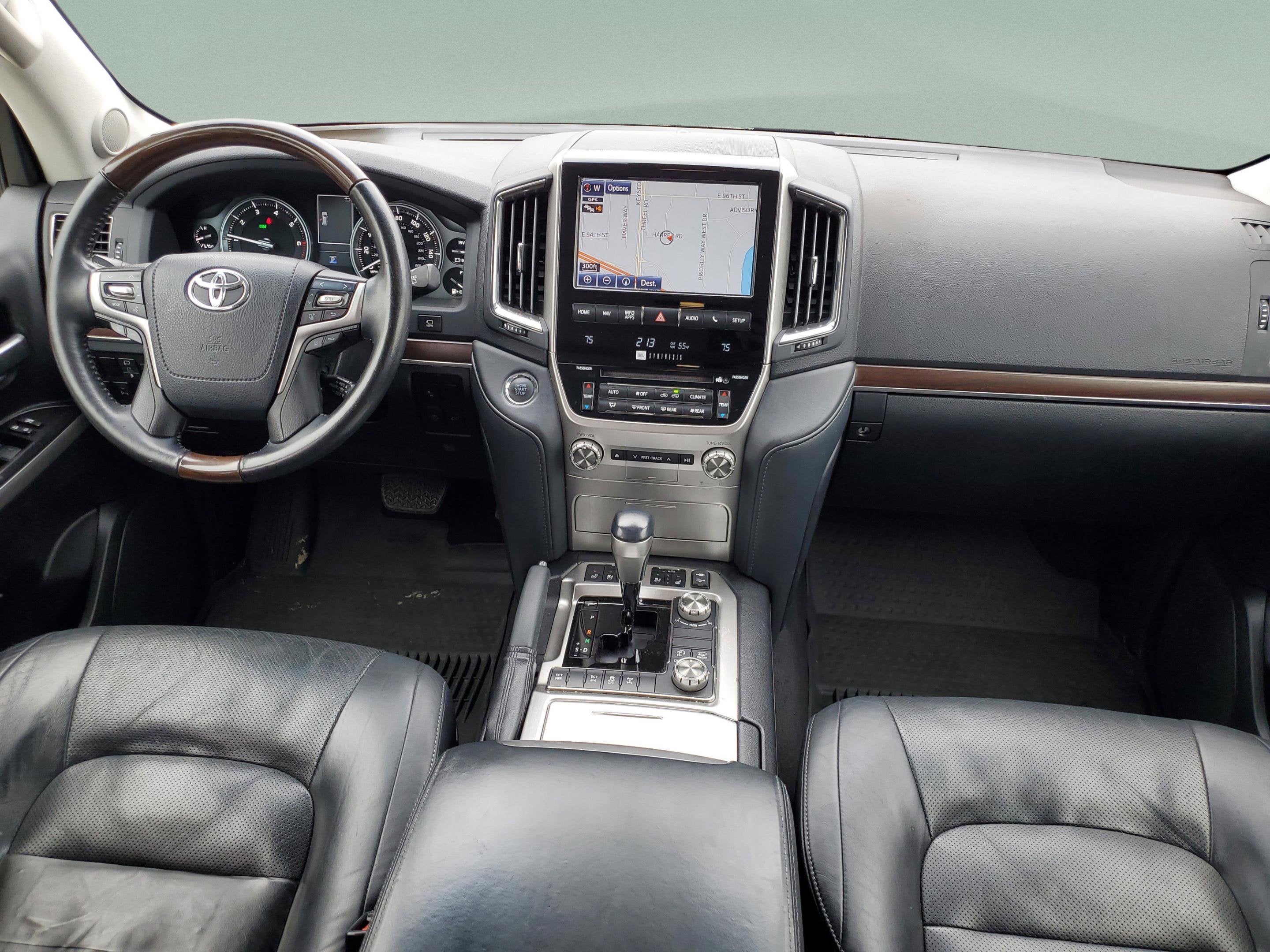 2019 Toyota Land Cruiser Base