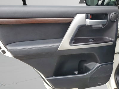 2019 Toyota Land Cruiser Base