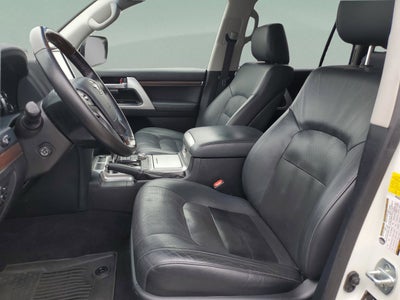 2019 Toyota Land Cruiser Base