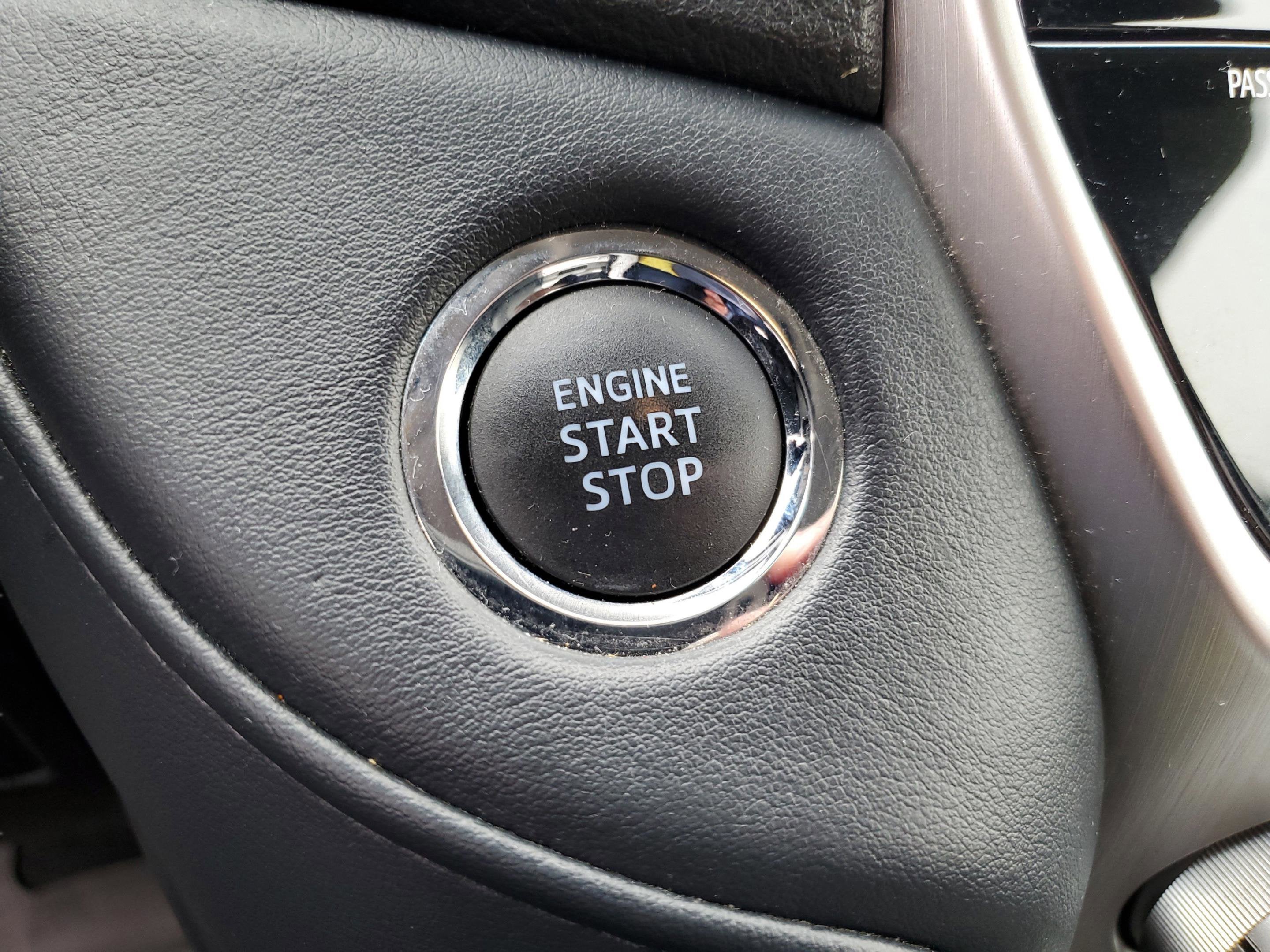 2019 Toyota Land Cruiser Base