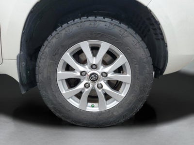 2019 Toyota Land Cruiser Base