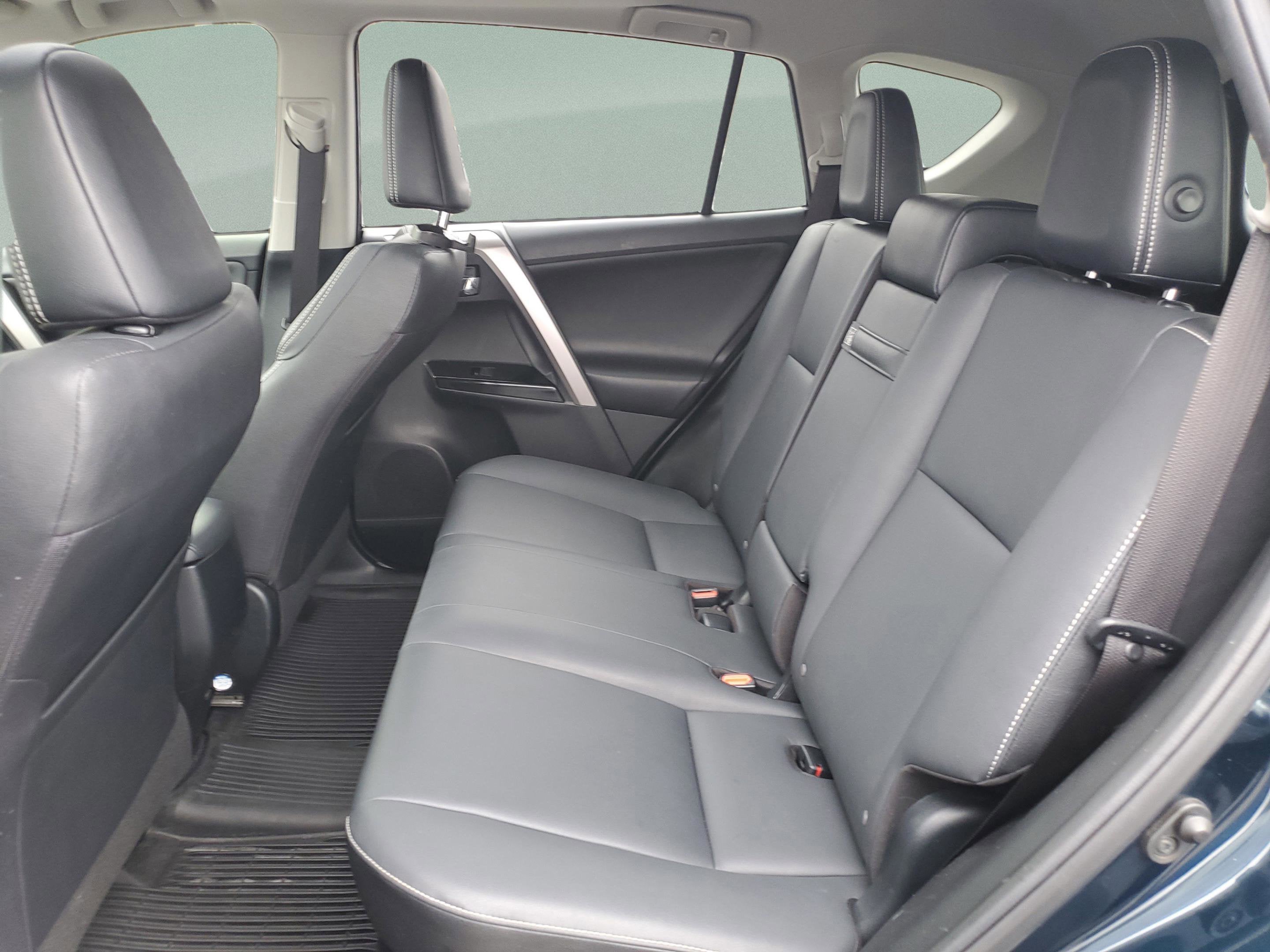 2017 Toyota RAV4 Hybrid Limited