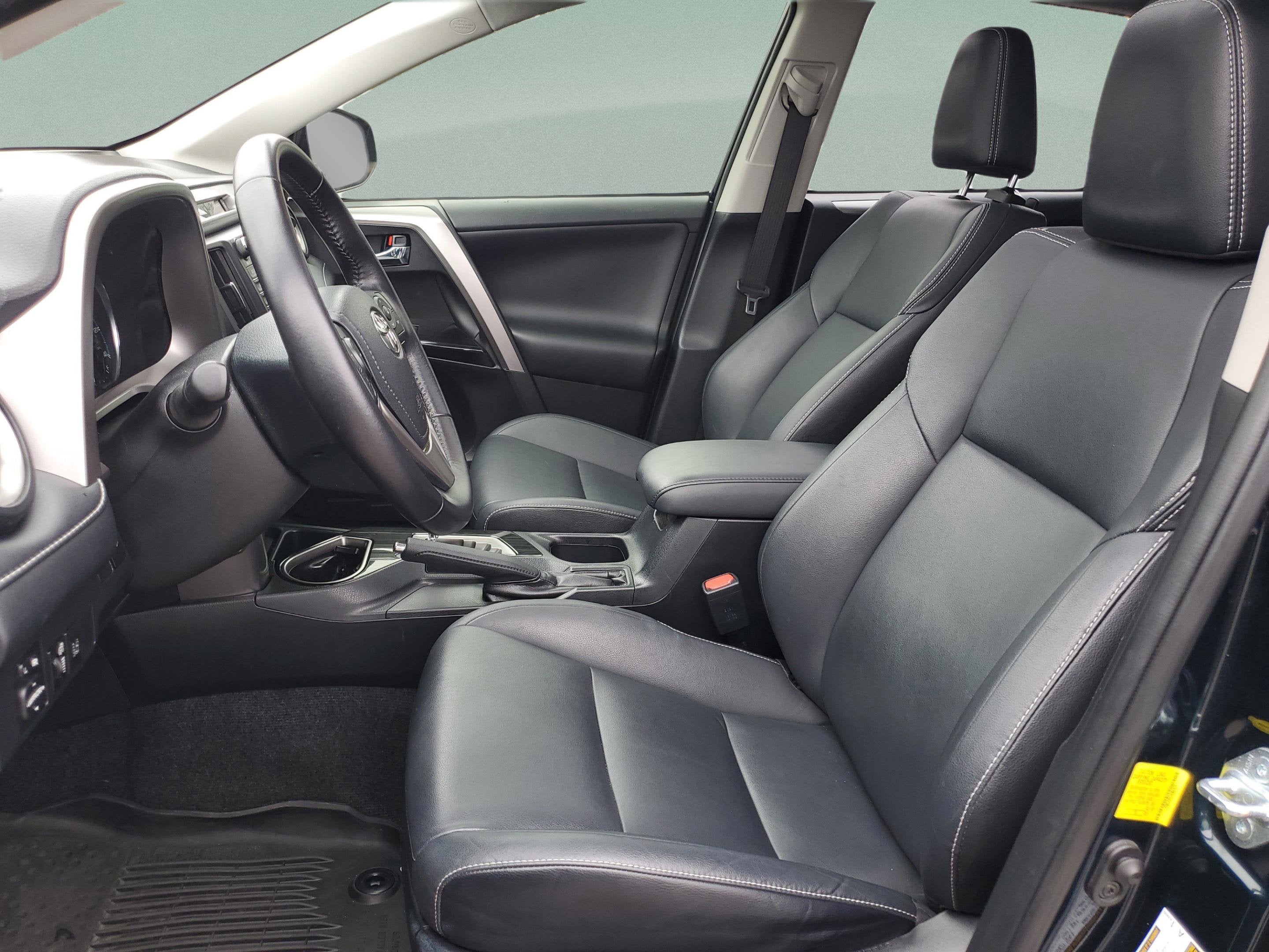 2017 Toyota RAV4 Hybrid Limited