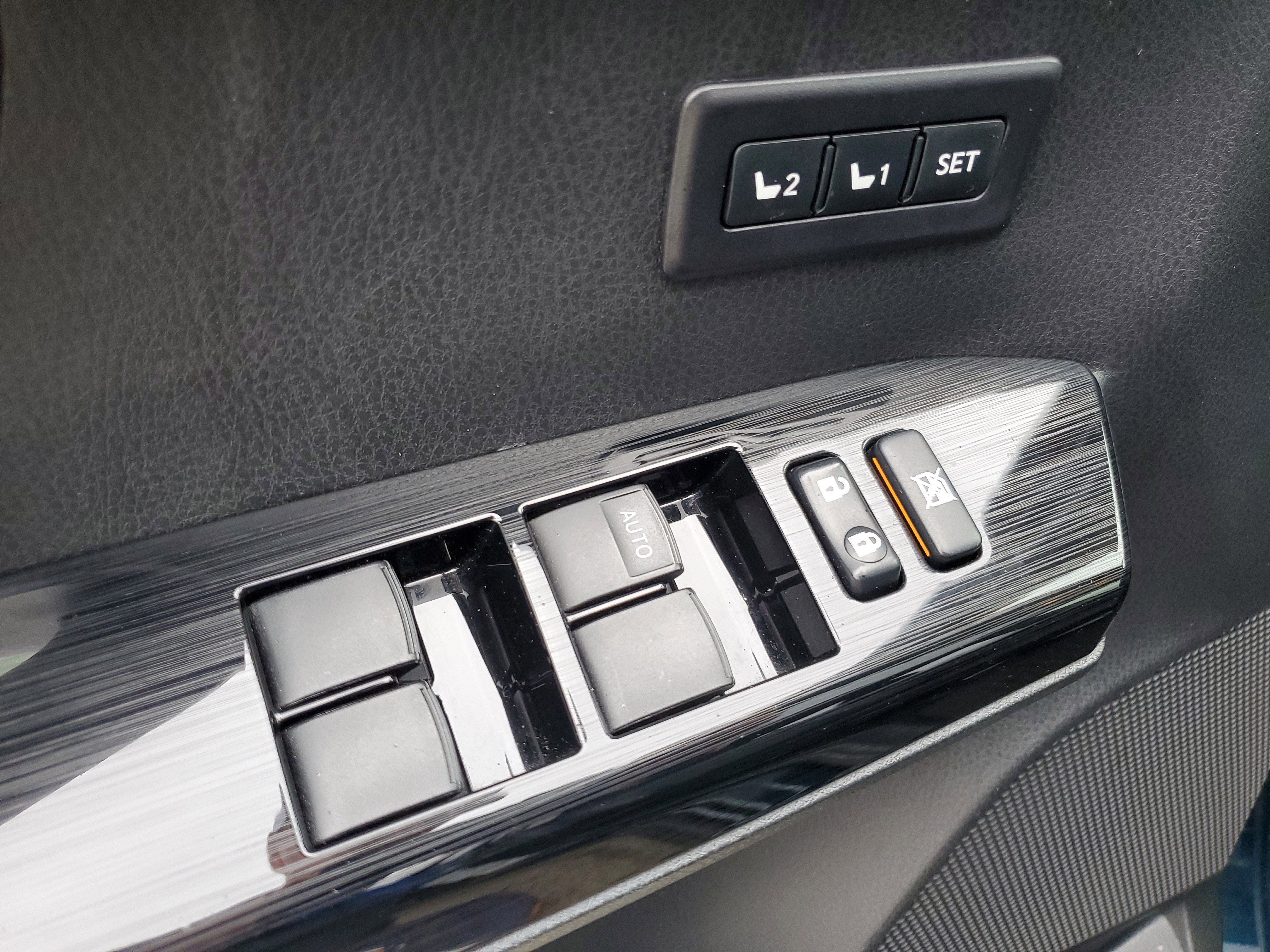 2017 Toyota RAV4 Hybrid Limited