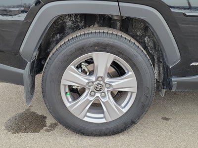 2025 Toyota RAV4 Hybrid XLE