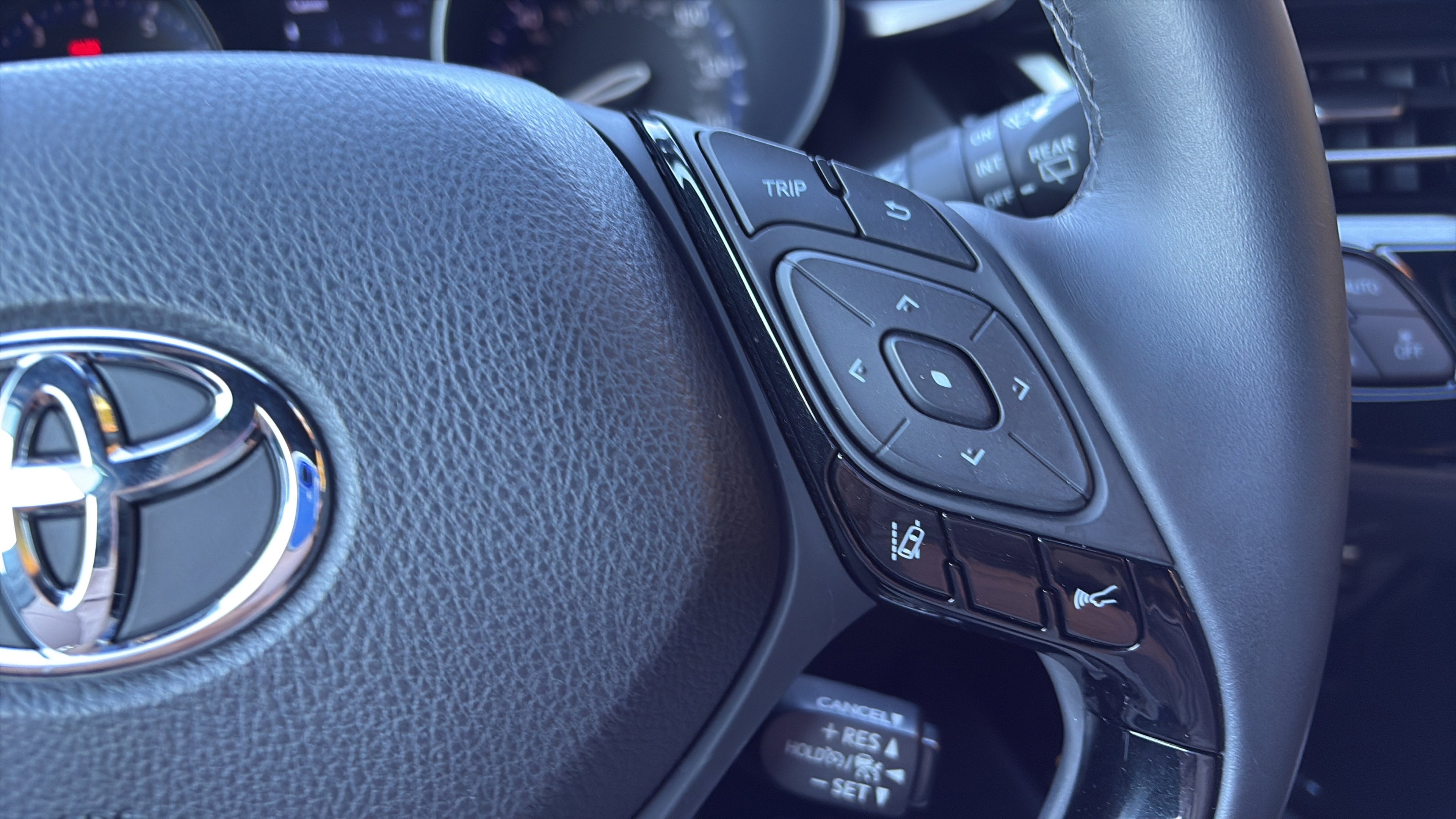 2019 Toyota C-HR XLE