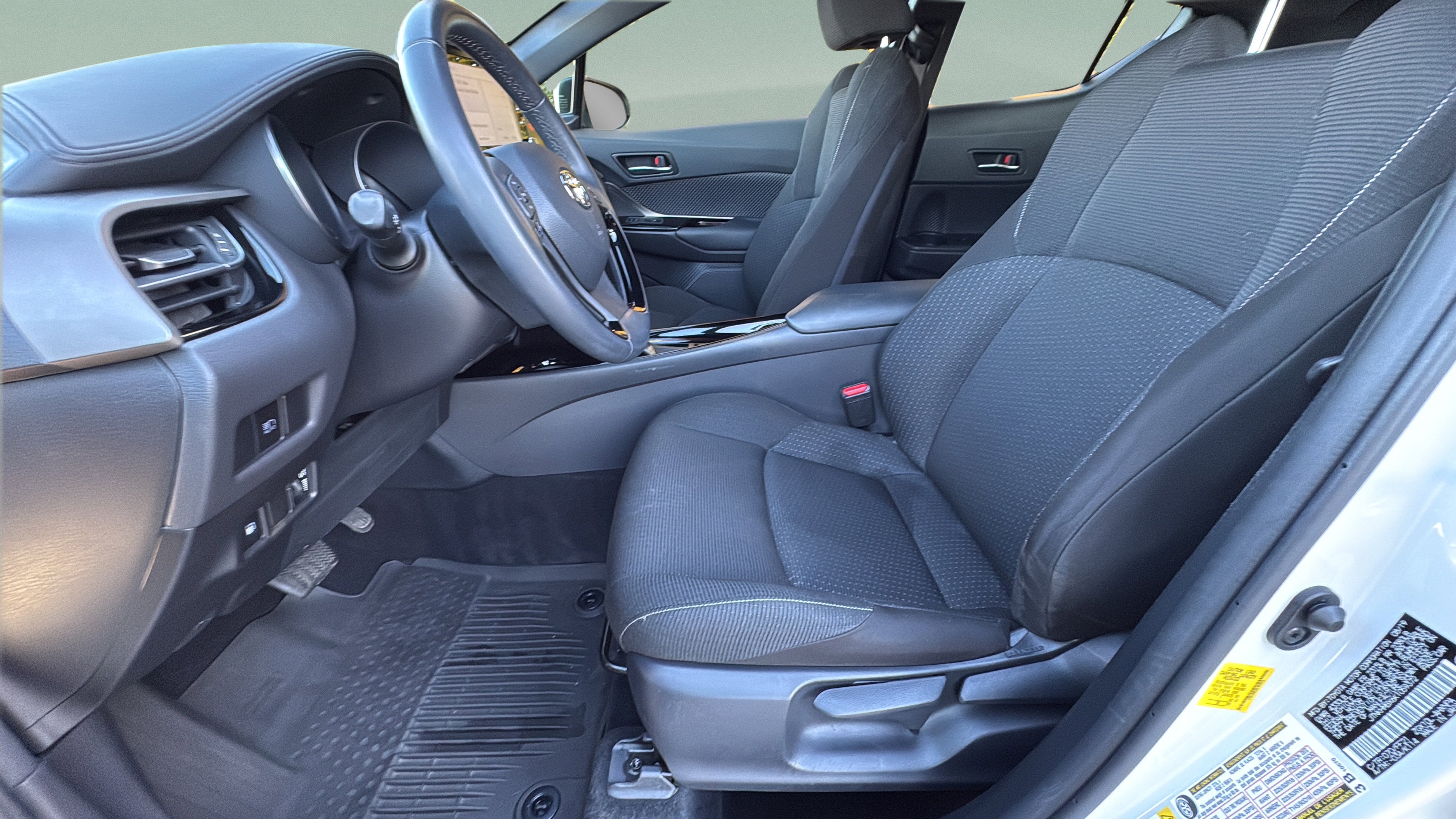2019 Toyota C-HR XLE