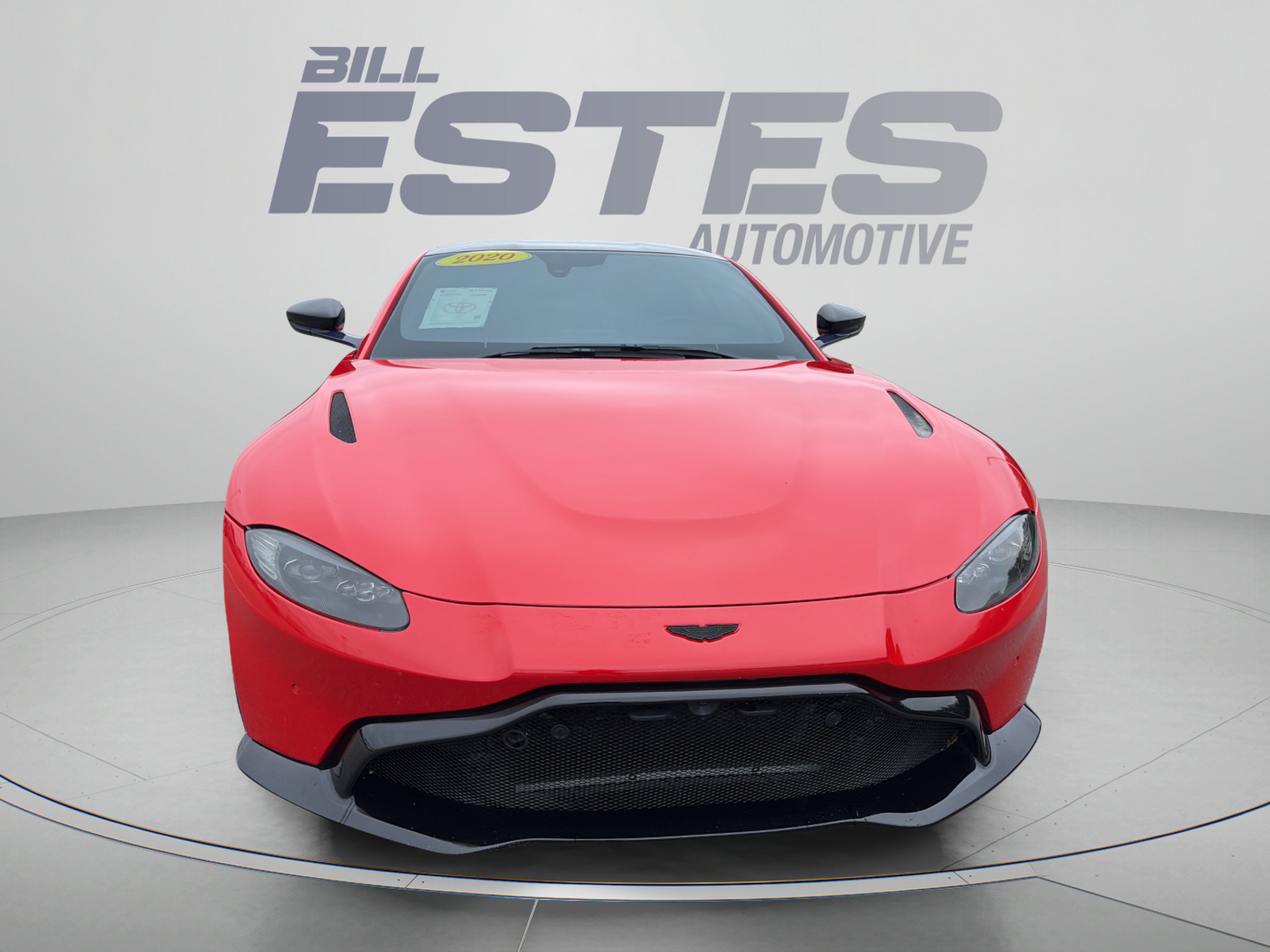2020 Aston Martin Vantage Base