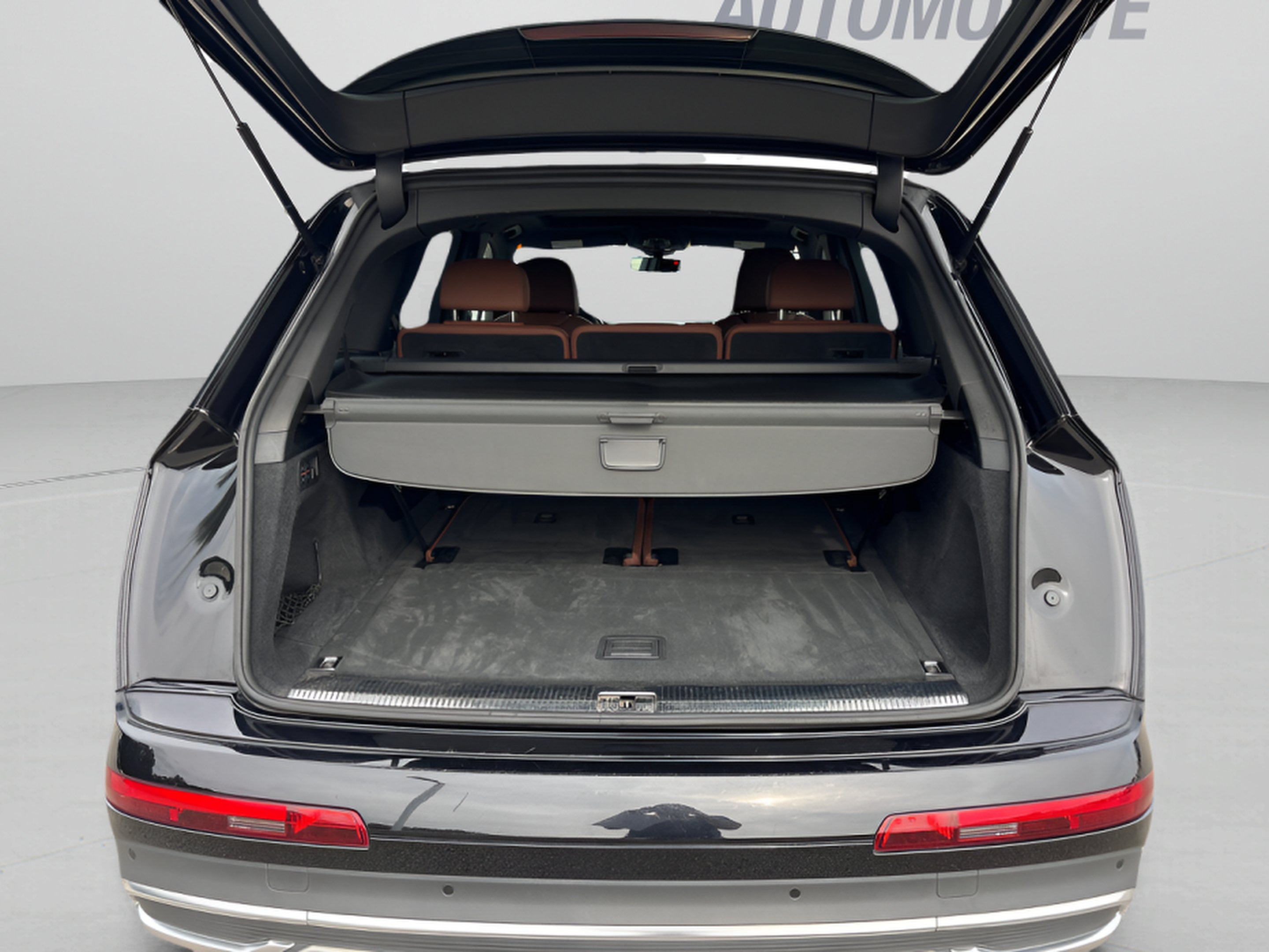2020 Audi Q7 Premium Plus