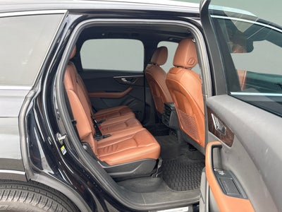 2020 Audi Q7 Premium Plus