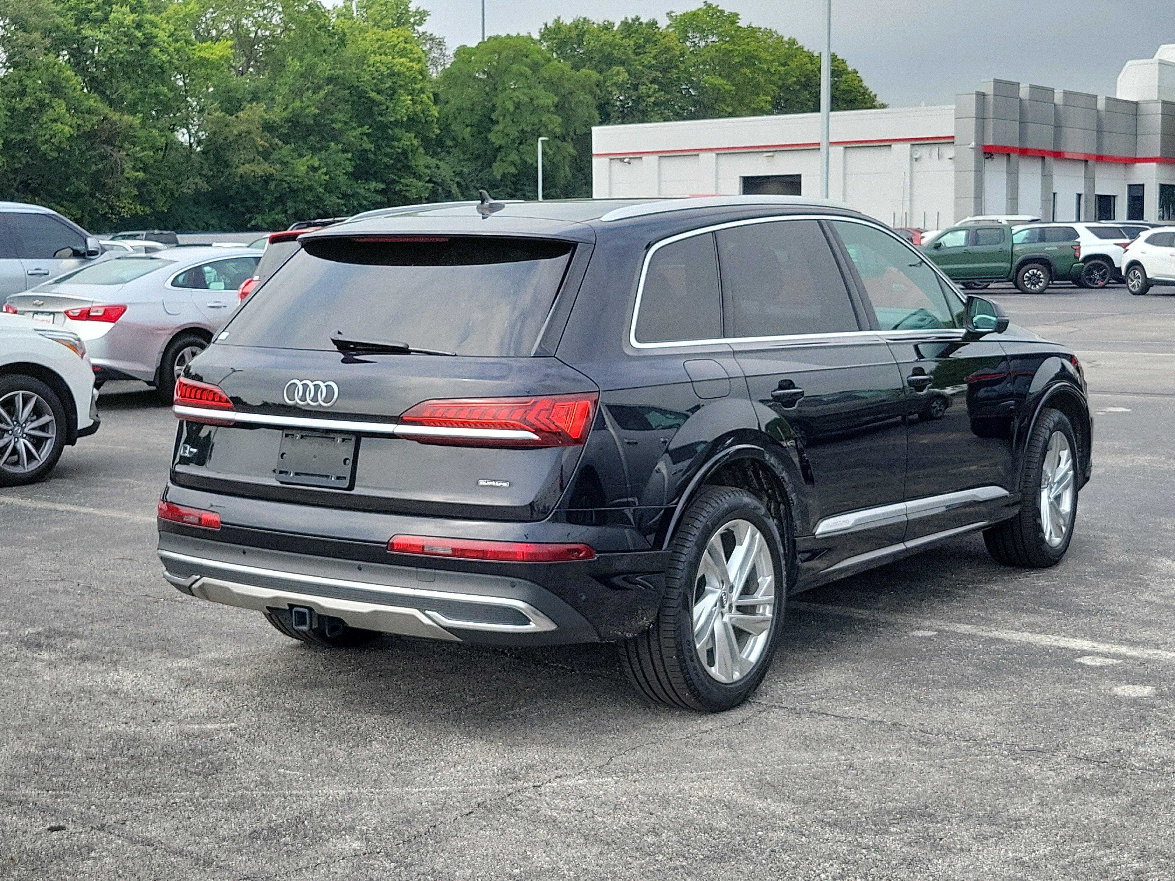 2020 Audi Q7 Premium Plus