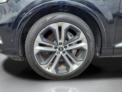 2020 Audi Q7 Prestige