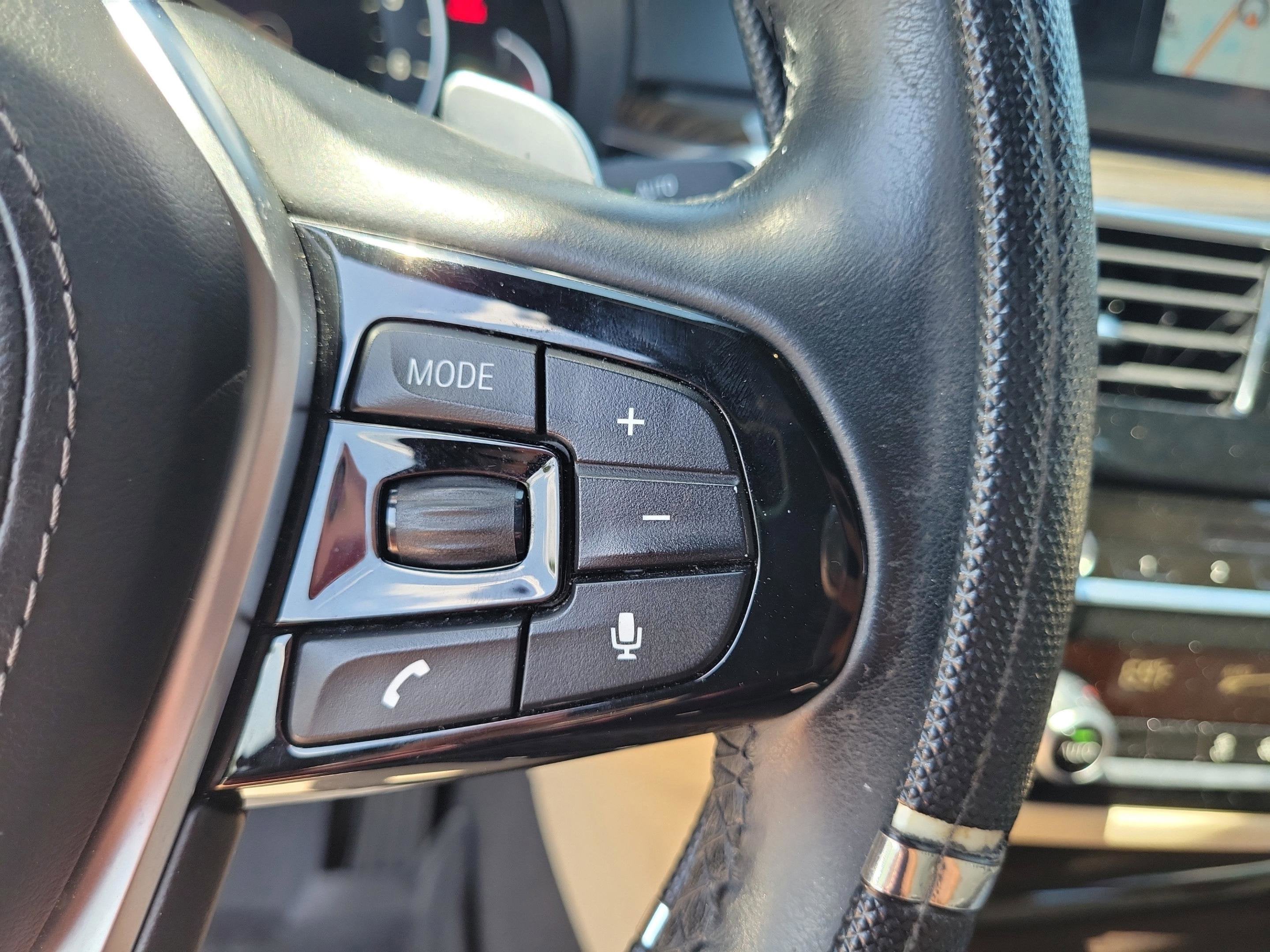 2018 BMW 5 Series 530i