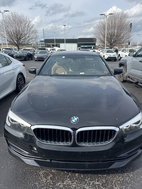 2018 BMW 5 Series 530i