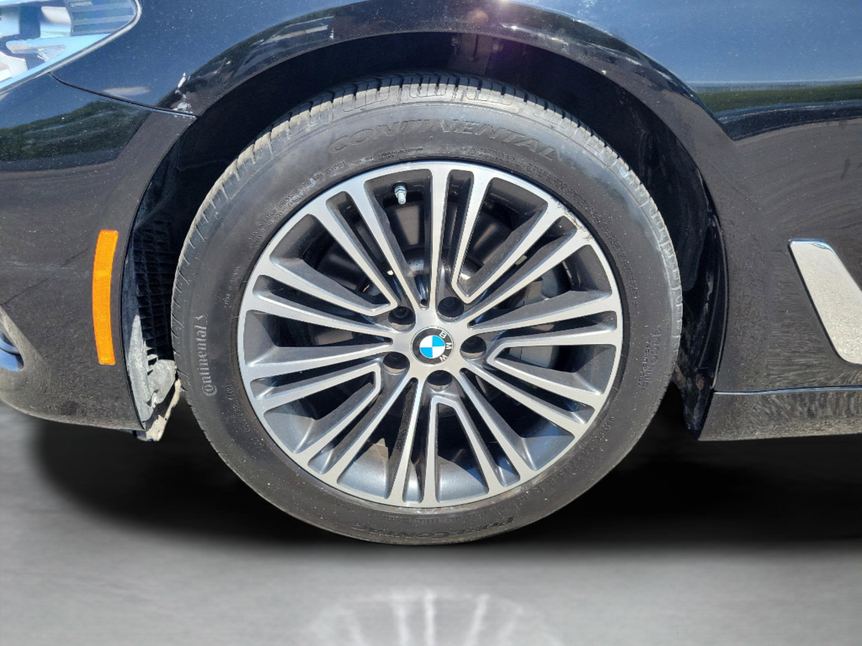 2018 BMW 5 Series 530i