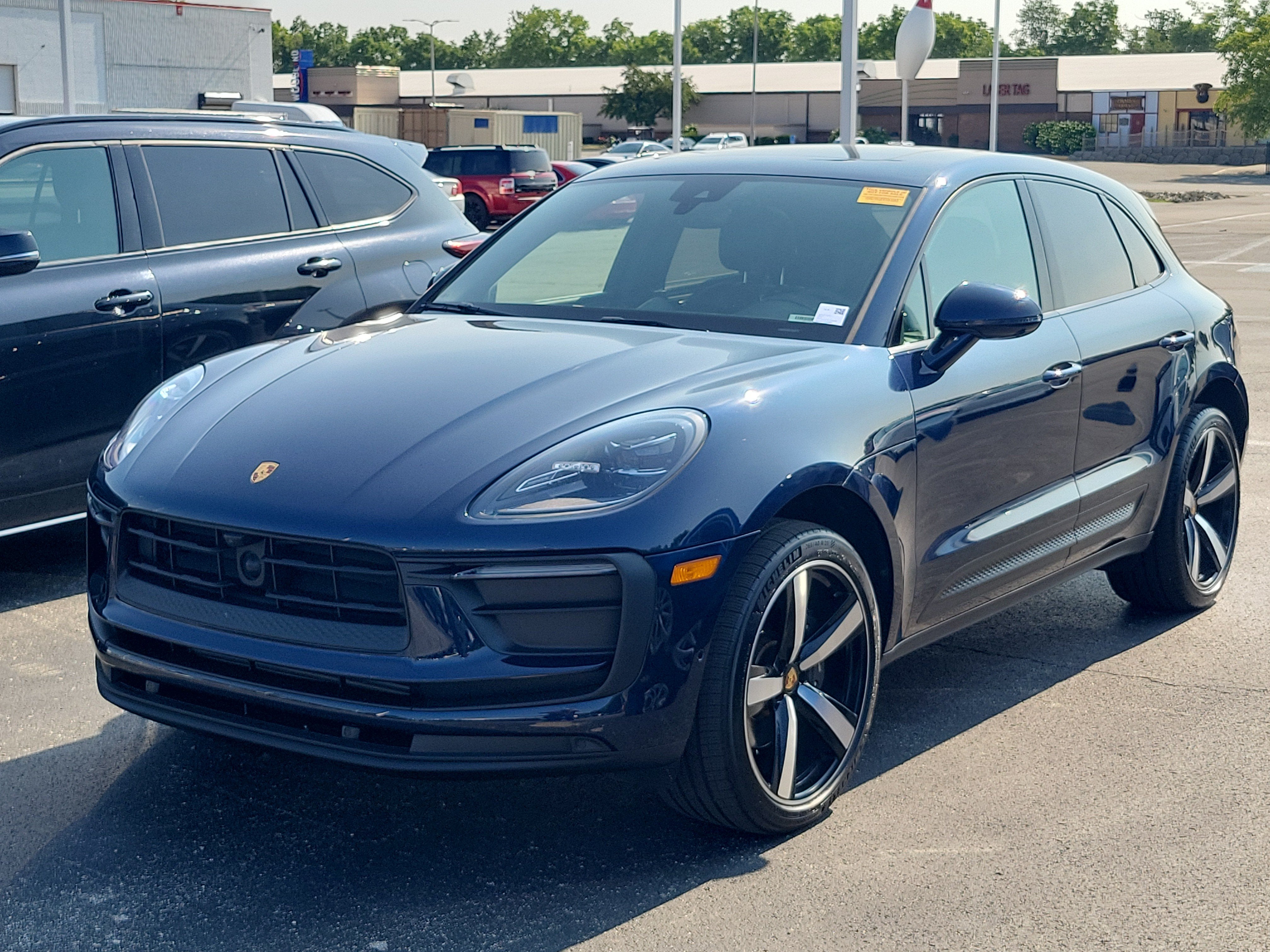 2023 Porsche Macan T
