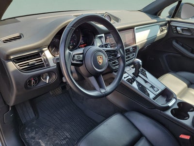 2023 Porsche Macan T