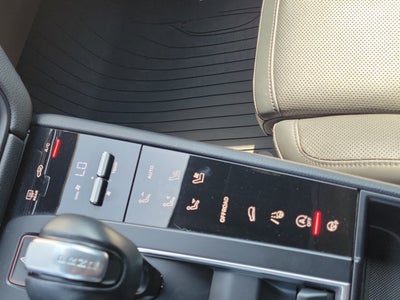 2023 Porsche Macan T