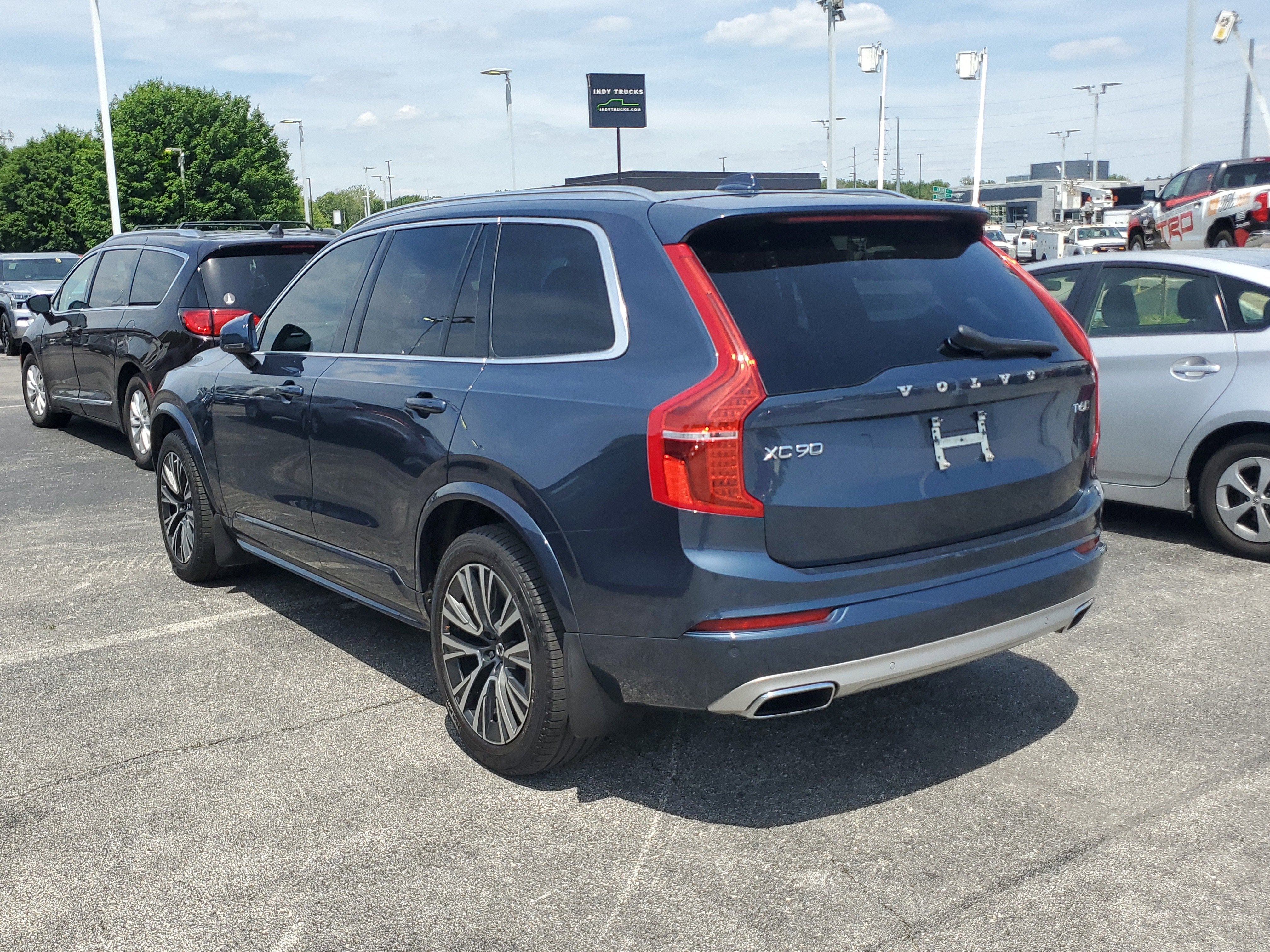 2021 Volvo XC90 Momentum