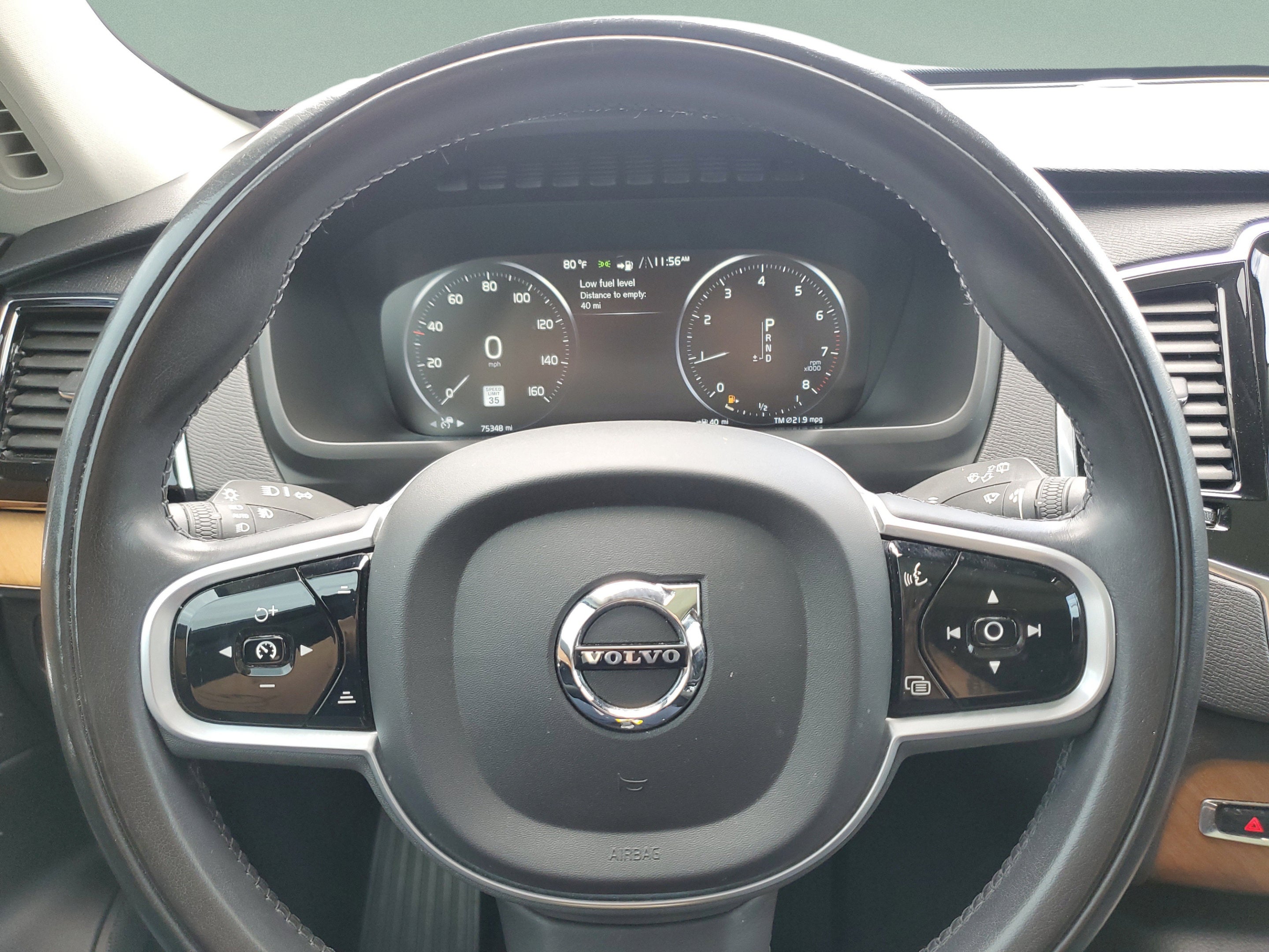 2021 Volvo XC90 Momentum