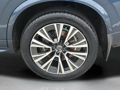 2021 Volvo XC90 Momentum