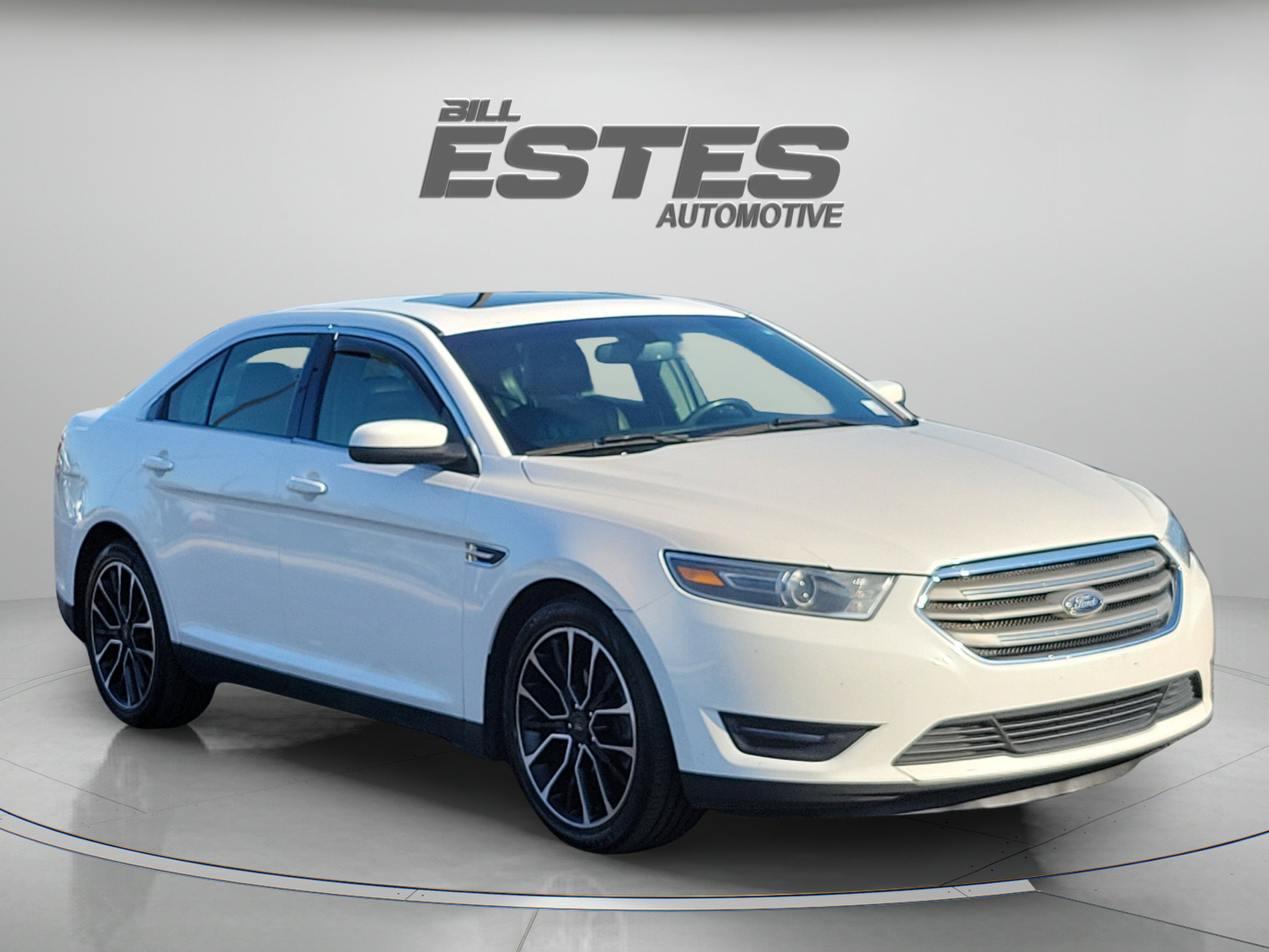 2018 Ford Taurus SEL