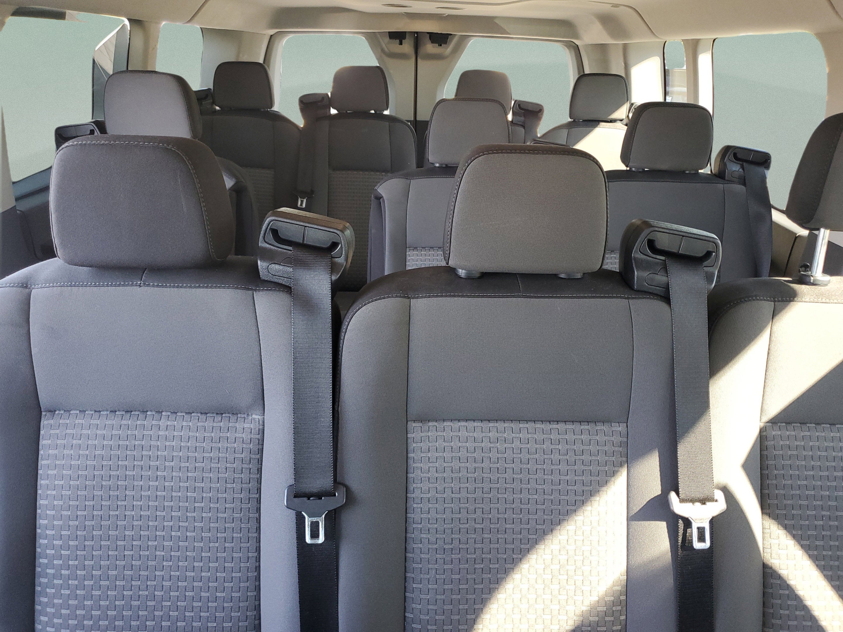 2023 Ford Transit Passenger Wagon XLT