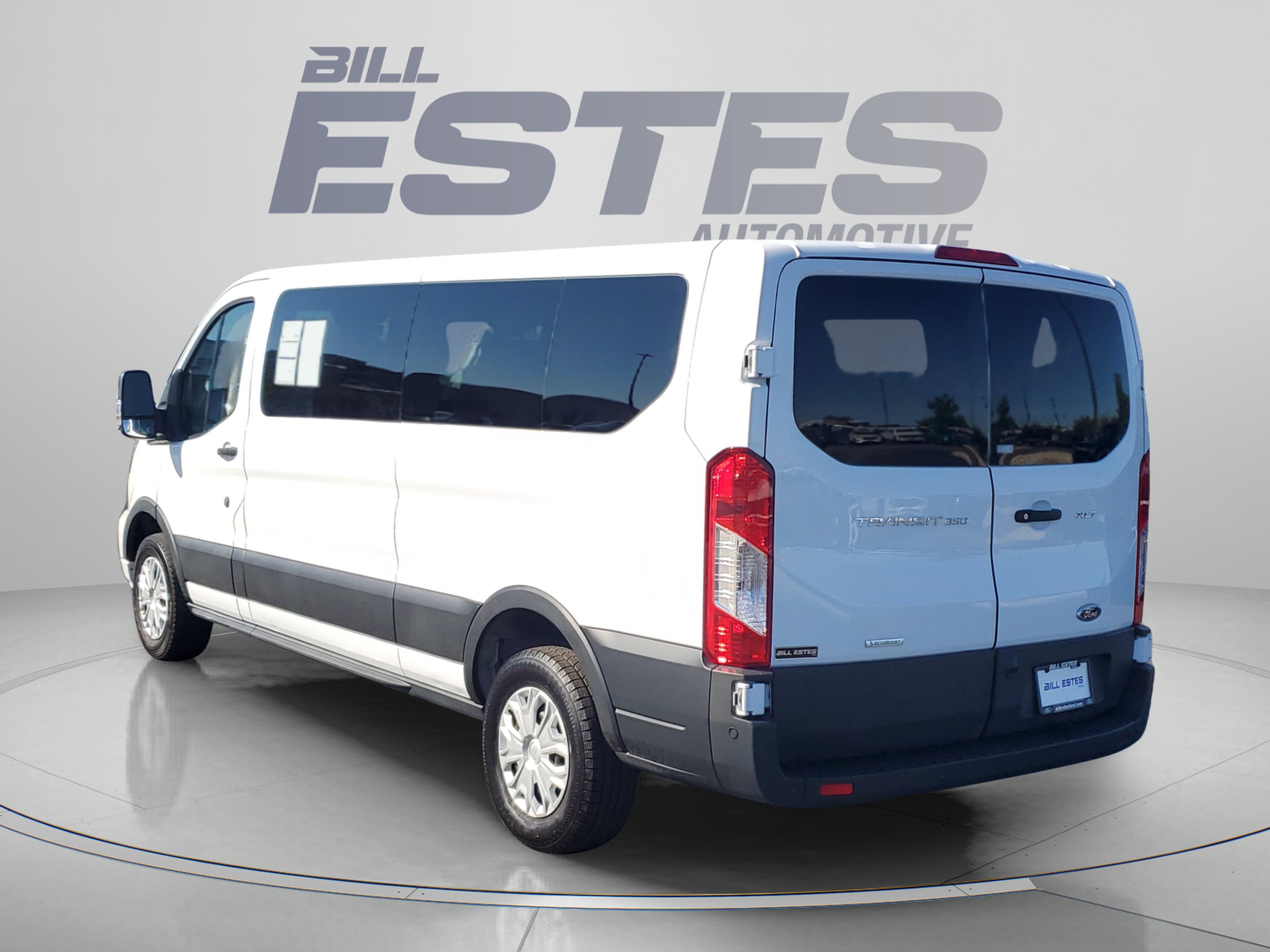 2023 Ford Transit Passenger Wagon XLT