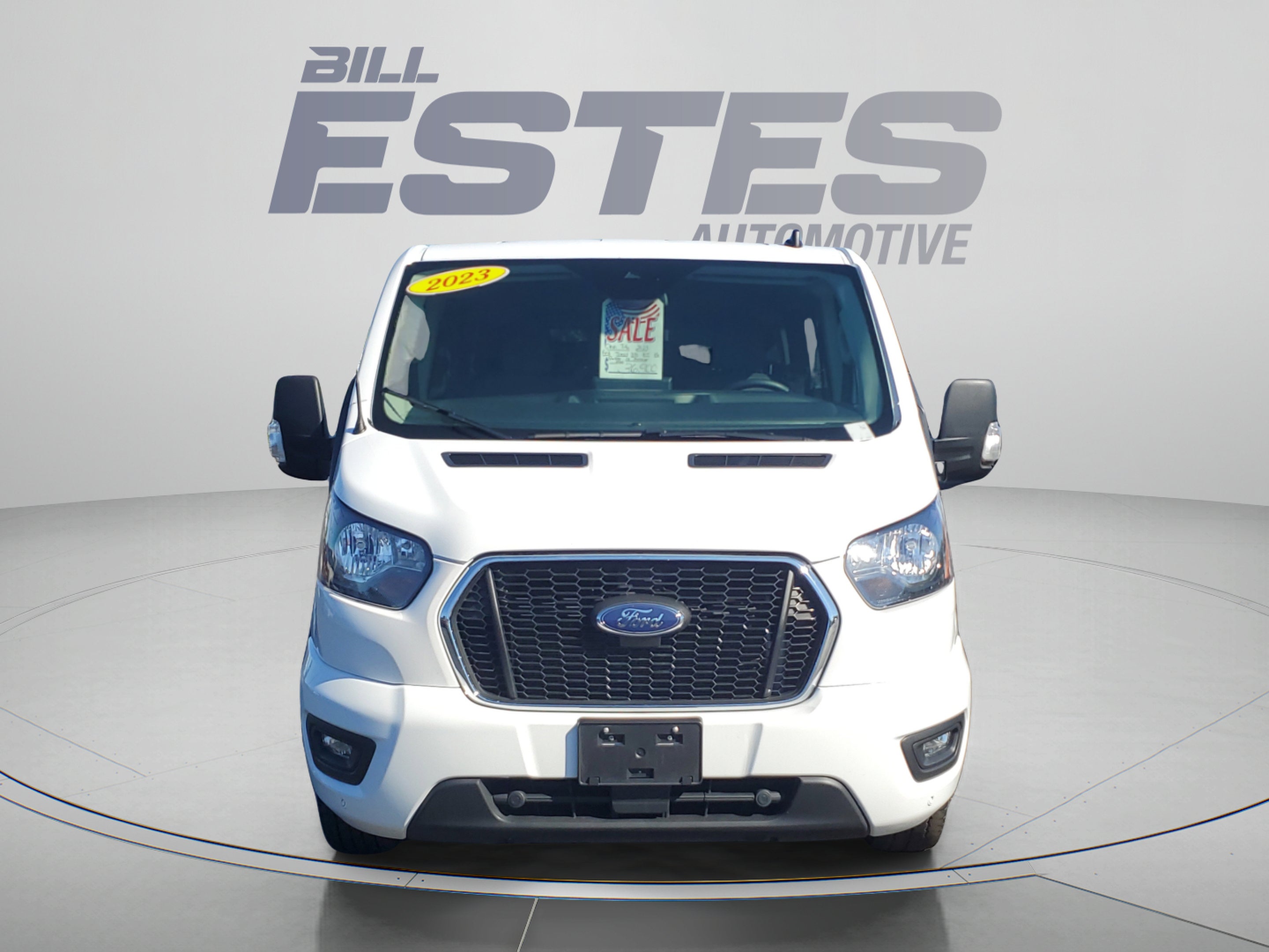 2023 Ford Transit Passenger Wagon XLT