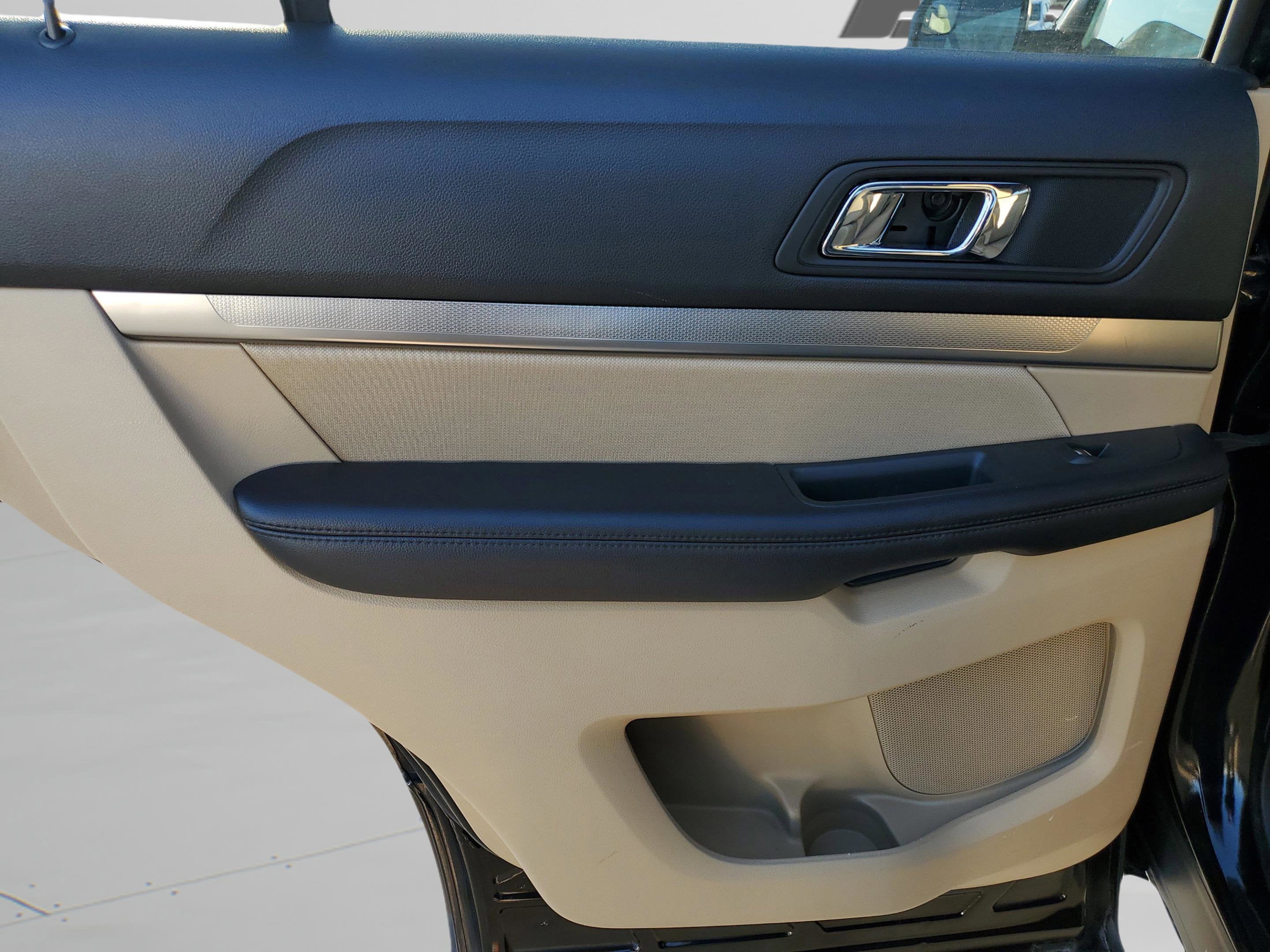 2016 Ford Explorer Base