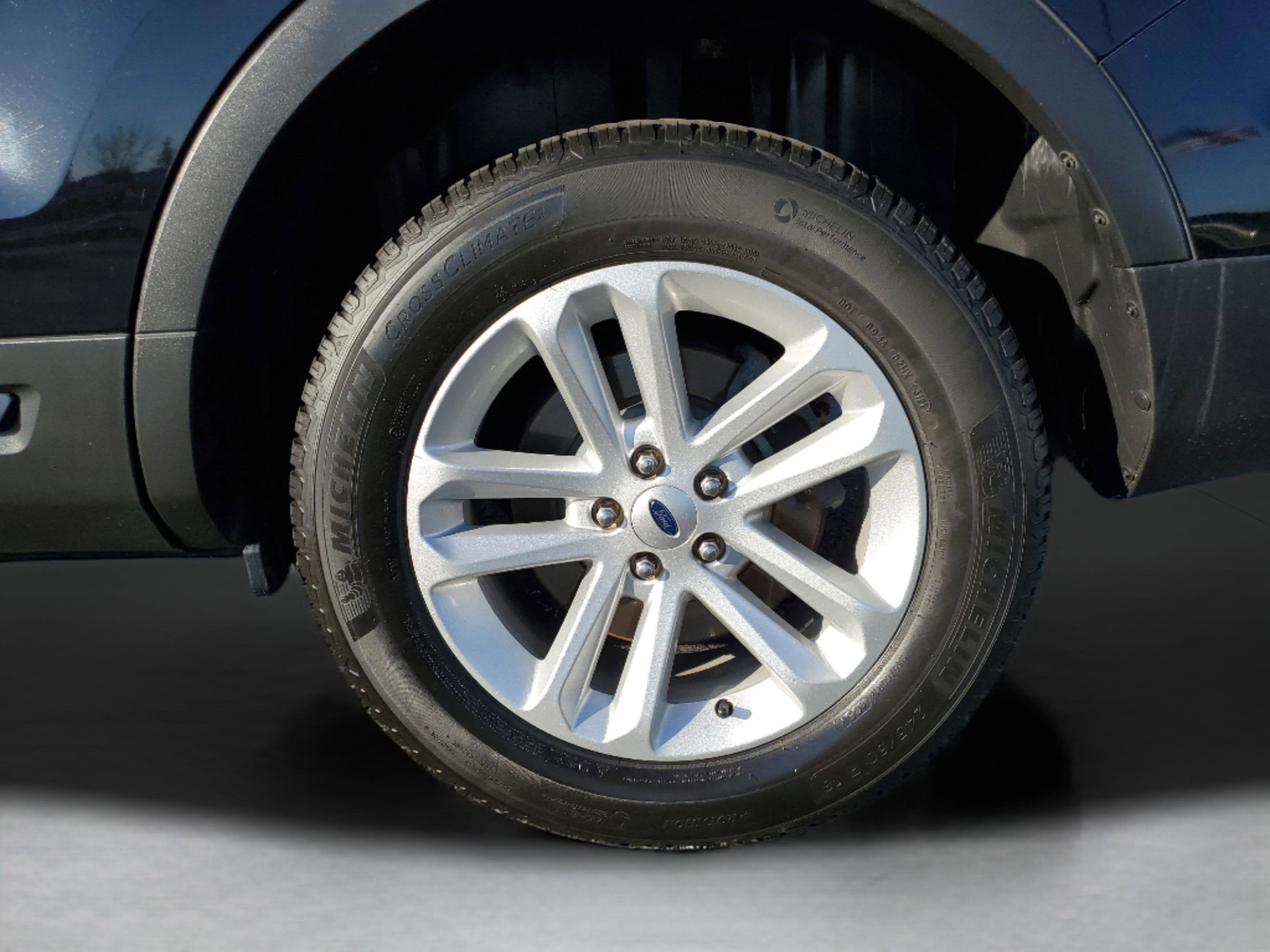 2016 Ford Explorer Base