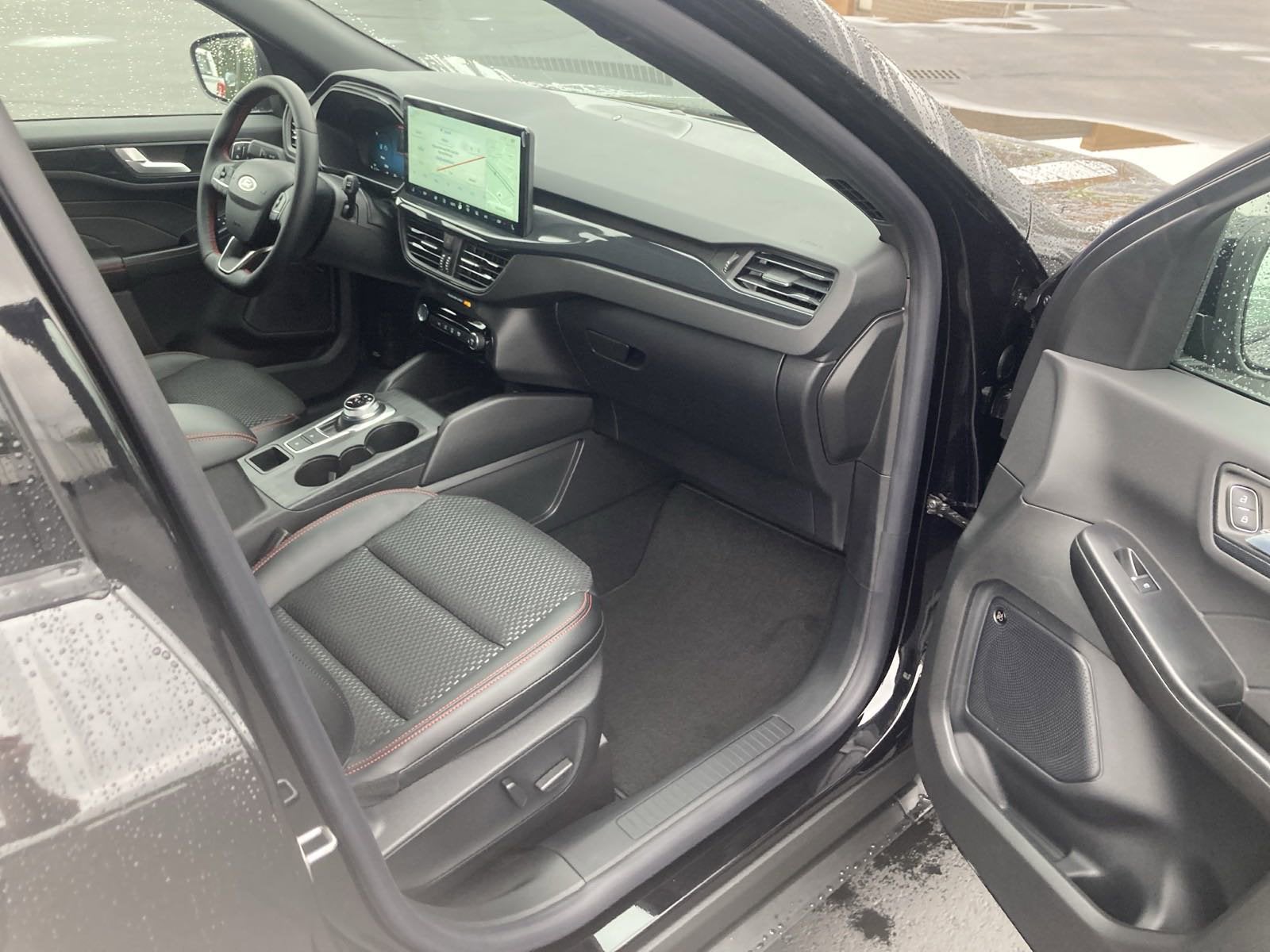 2024 Ford Escape ST-Line Select