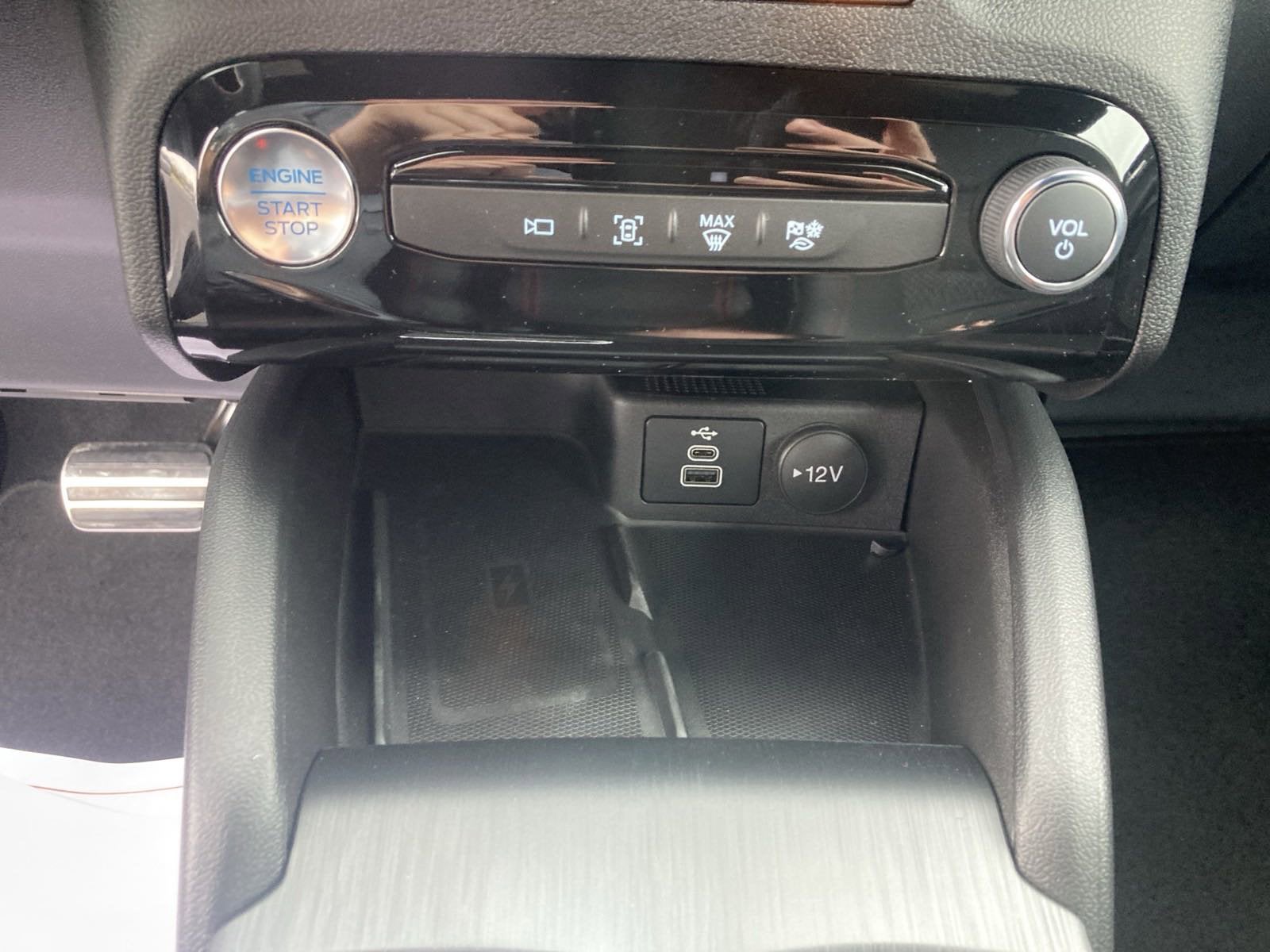 2024 Ford Escape ST-Line Select