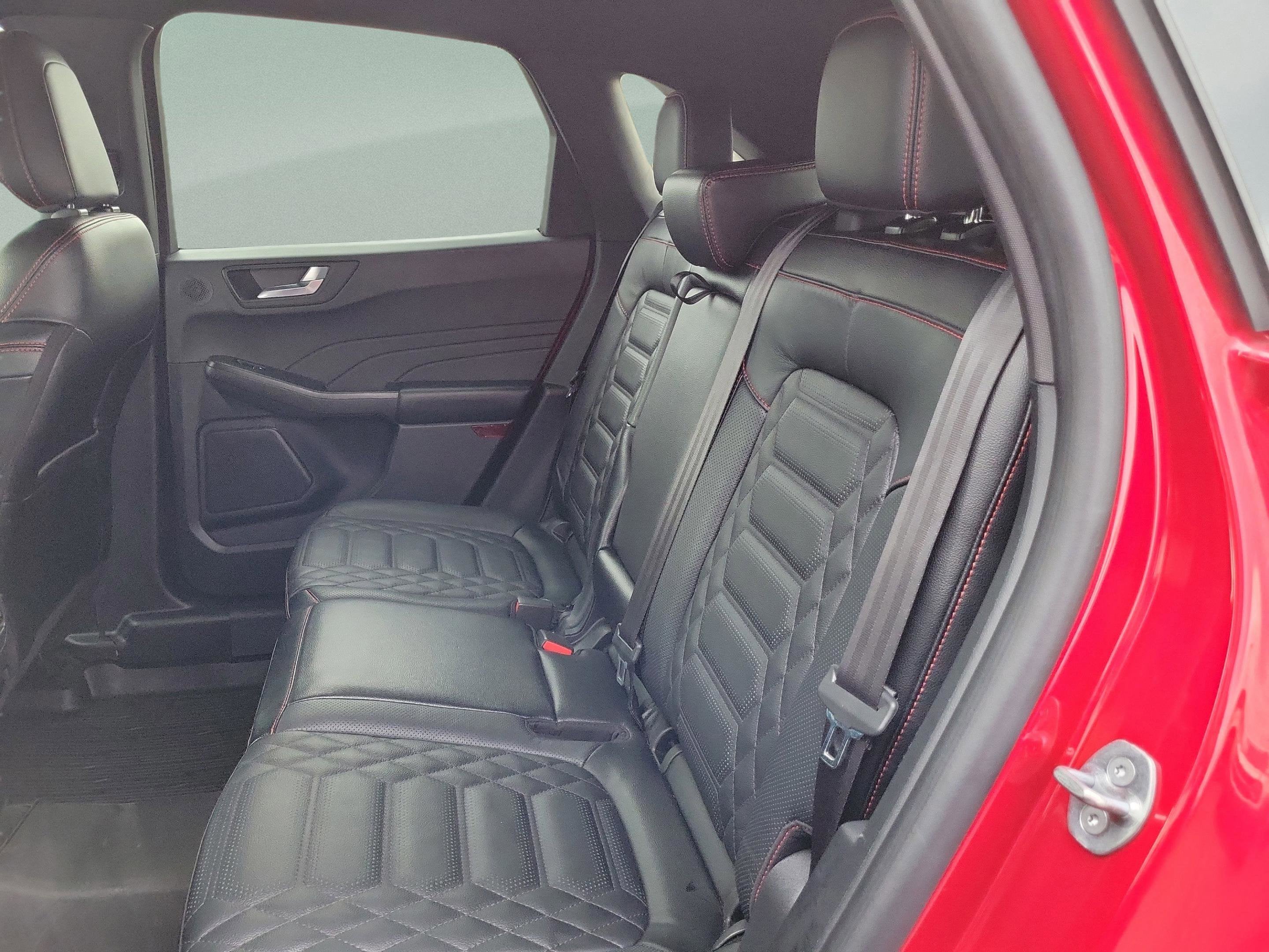 2024 Ford Escape ST-Line Elite